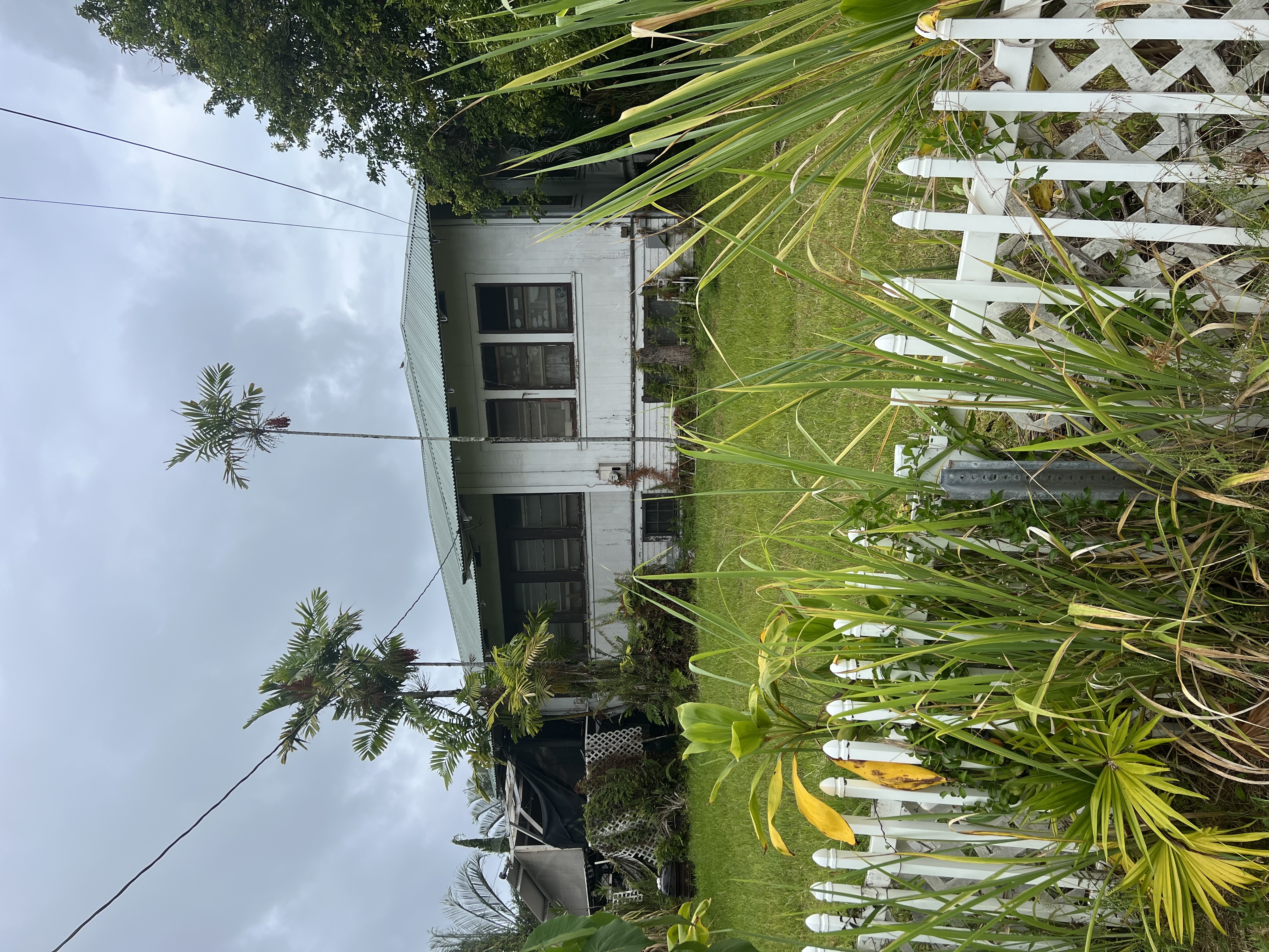 719 Laukapu St, Hilo, HI 96720