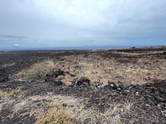 92-8437 Lanikai Dr, Ocean View, HI 96737