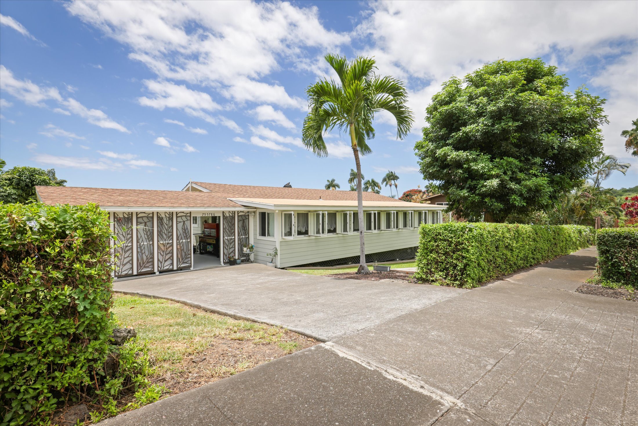 75-5786 Kakalina St, Kailua-Kona, HI 96740