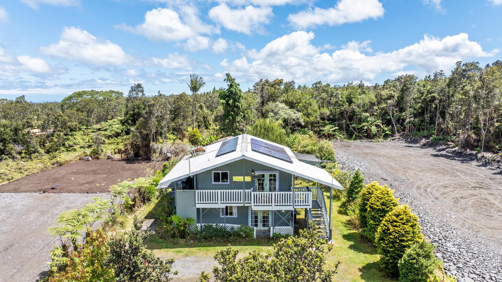 11-3681 Old Volcano Rd, Volcano, HI 96785