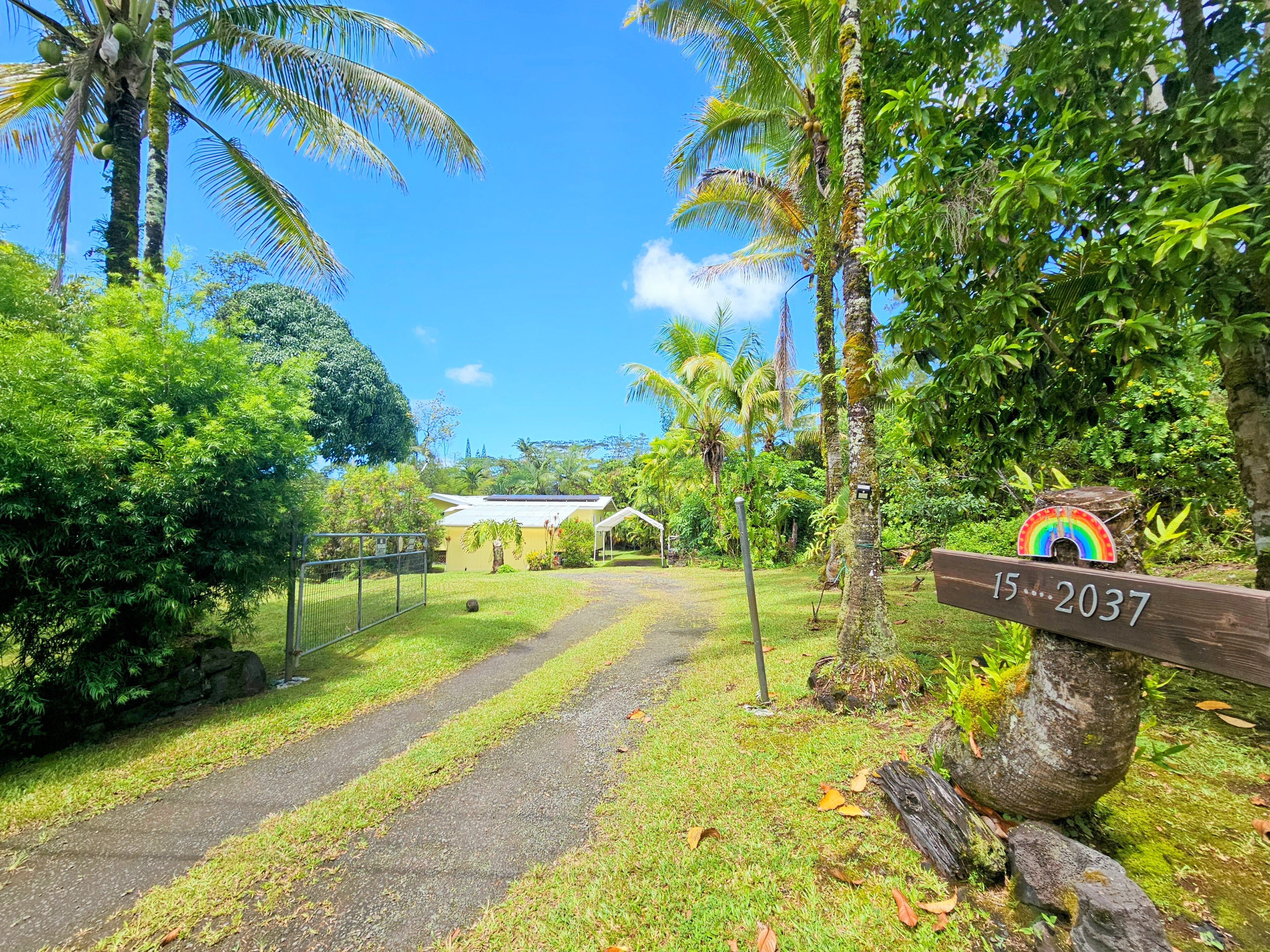15-2037 24Th Ave, Keaau, HI 96749