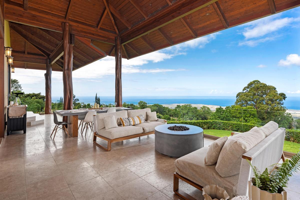 73-4695 Pilialoha Rd, Kailua-Kona, HI 96740