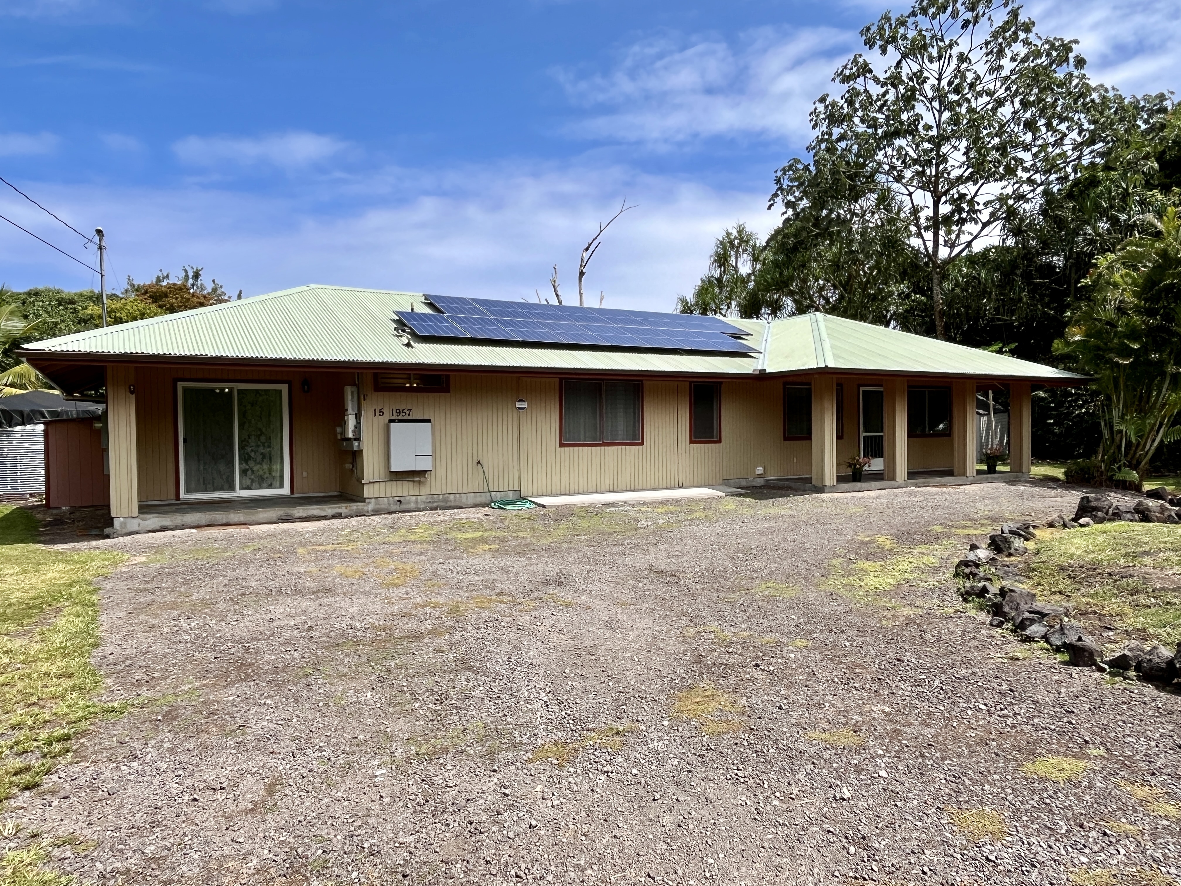 15-1957 11Th Ave, Keaau, HI 96749
