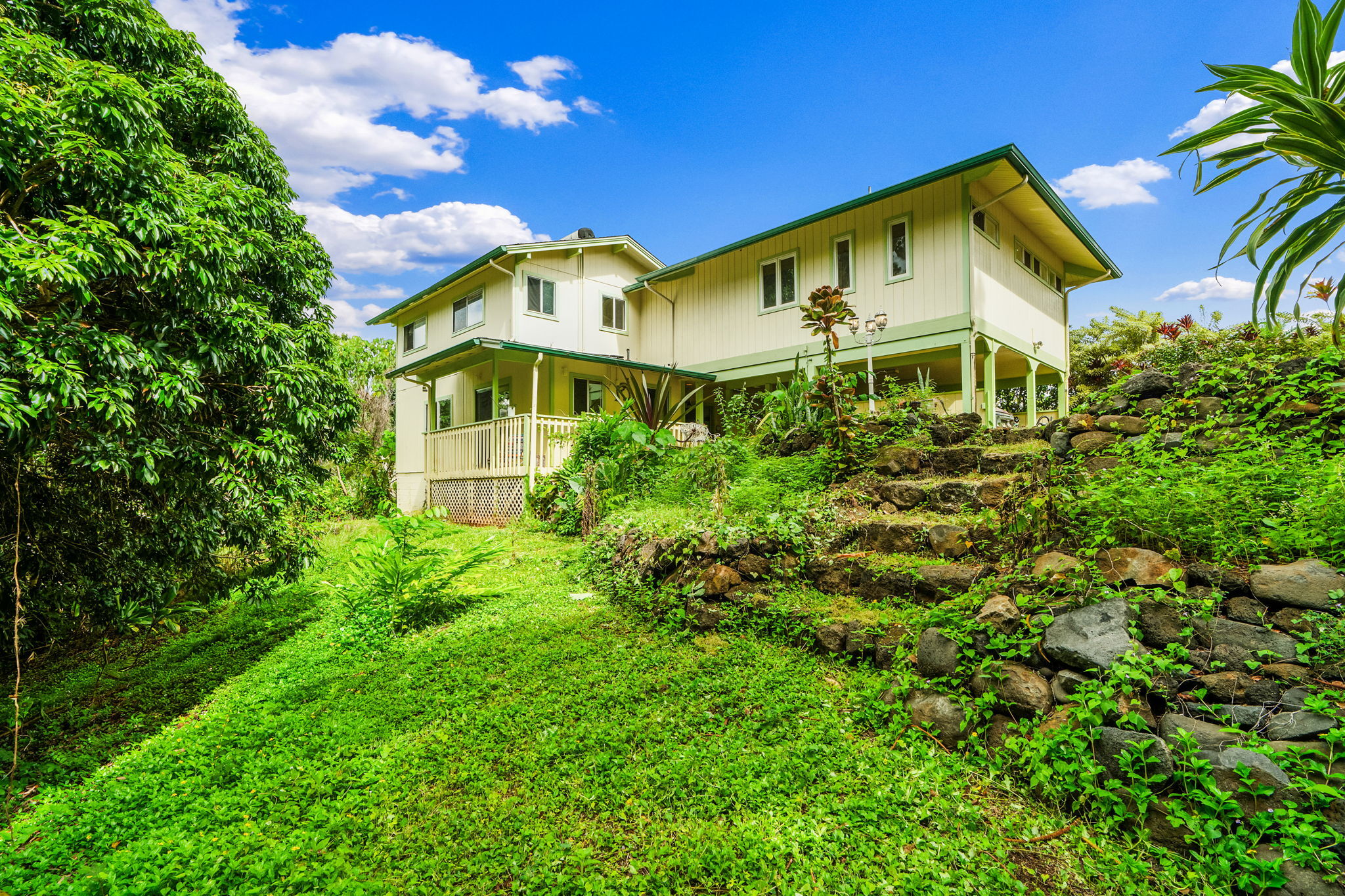 6271 Opaekaa Rd, Kapaa, HI 96746