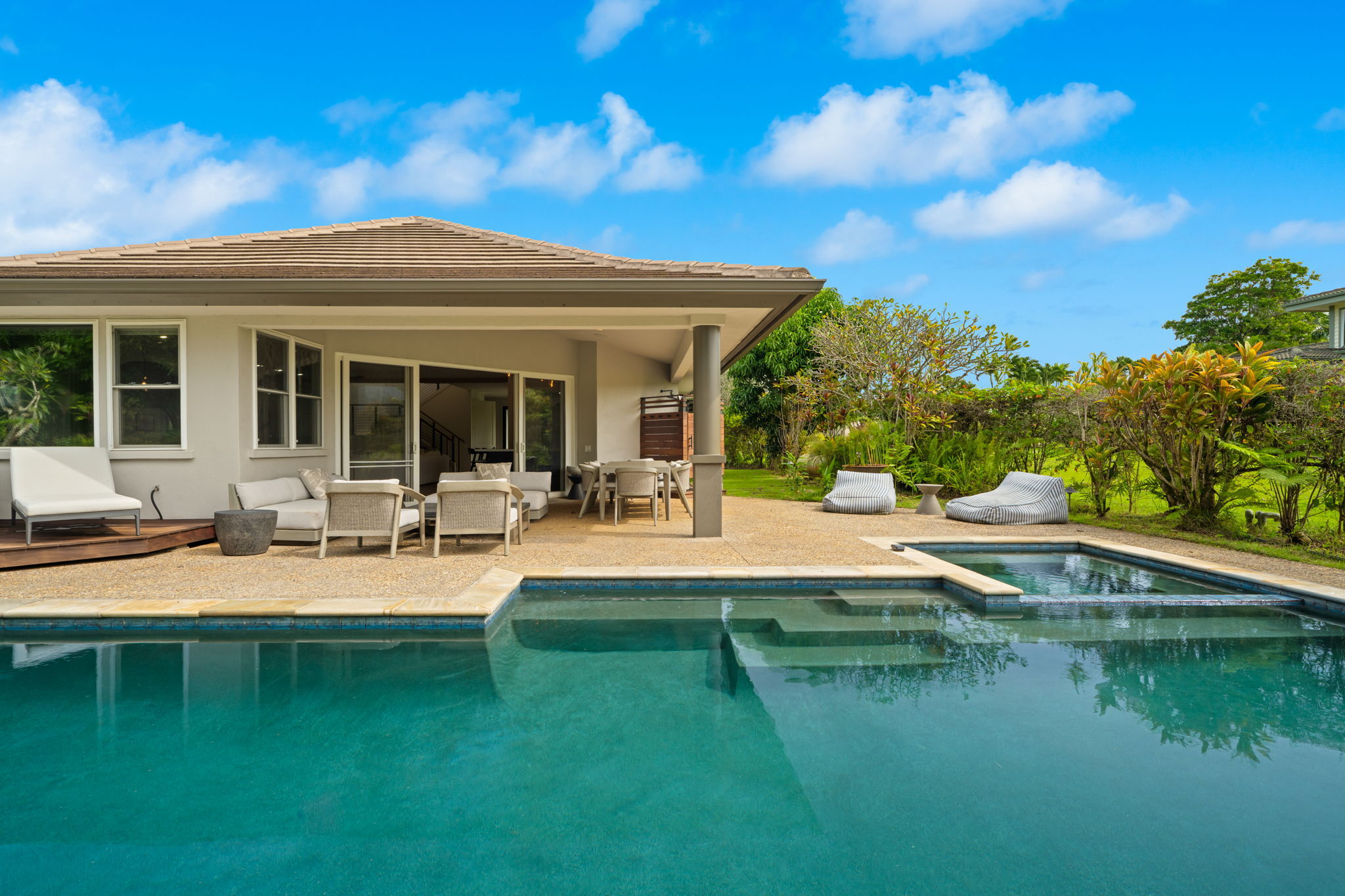 4066 Aloalii Dr, Princeville, HI 96722