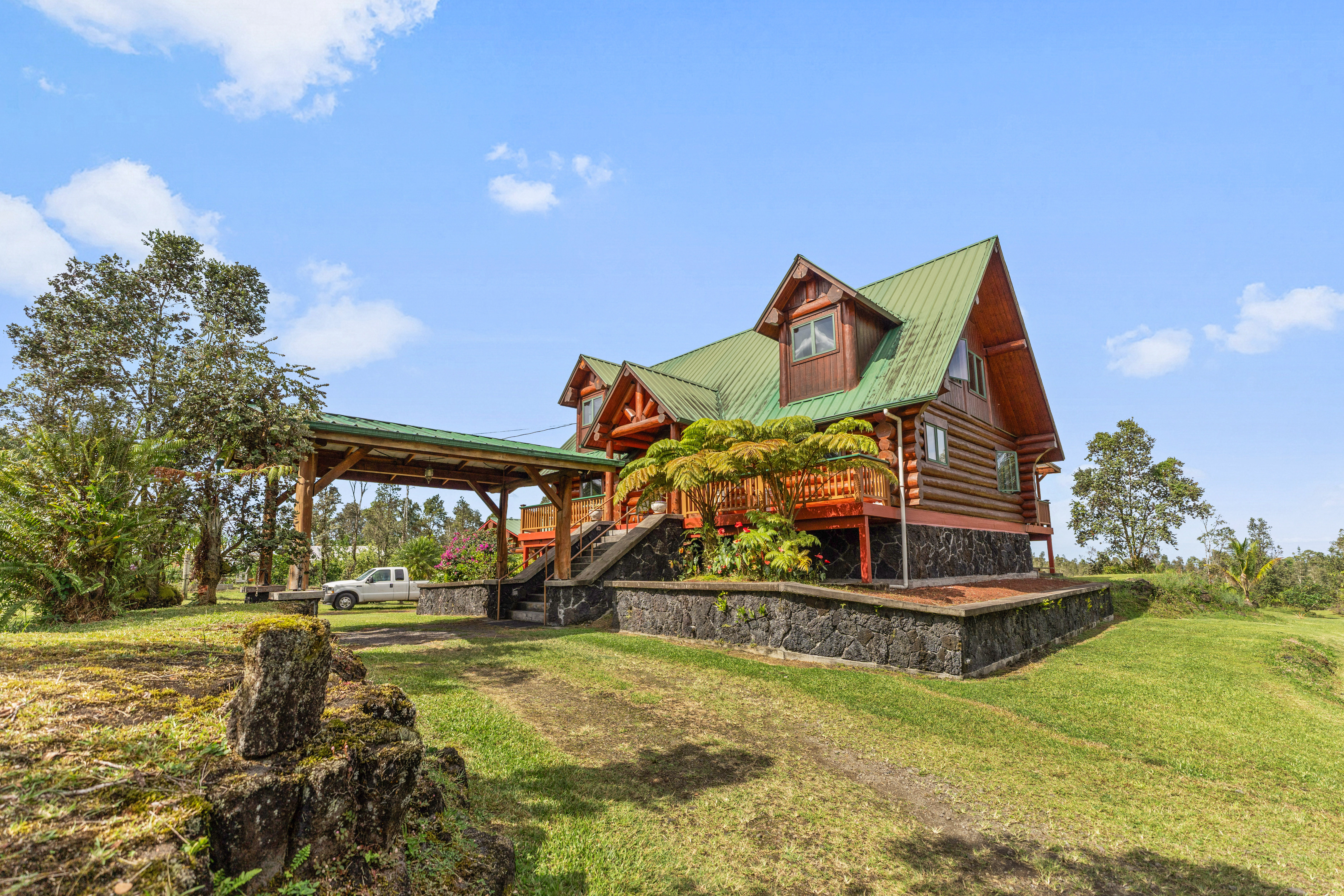 16-1125 Poouli Rd, Kurtistown, HI 96760