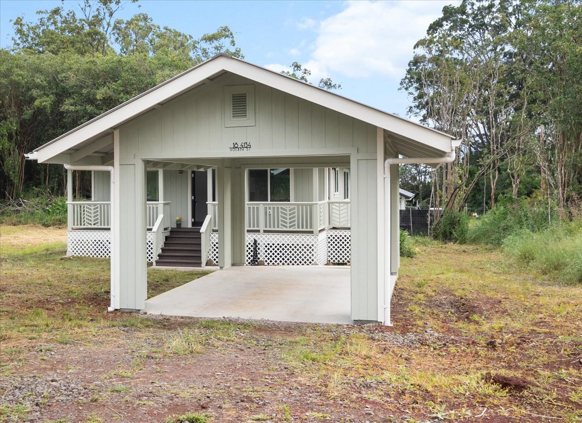 18-4134 Holana St, Volcano, HI 96785