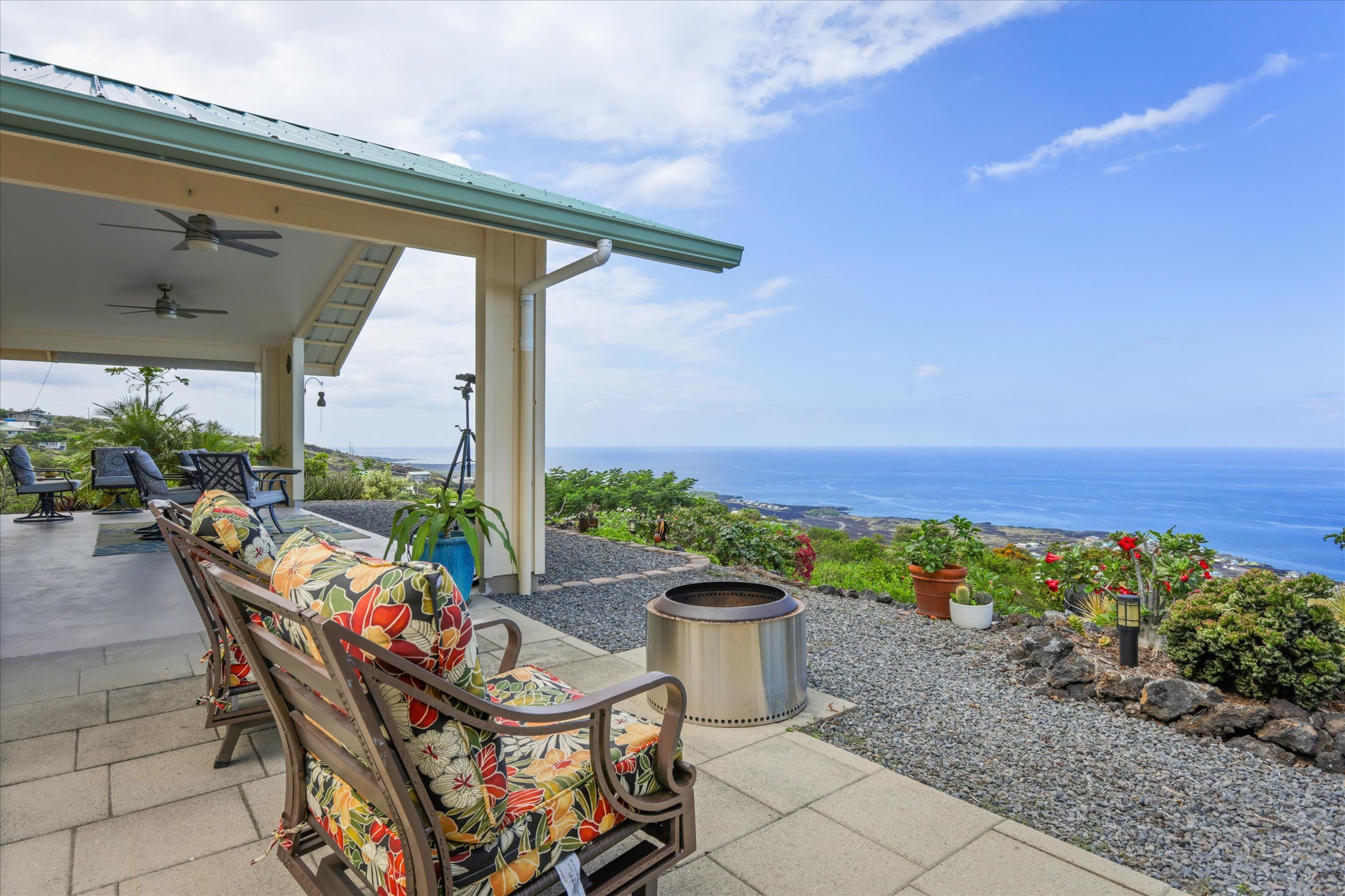 88-1567 Awapuhi Ave, Captain Cook, HI 96704