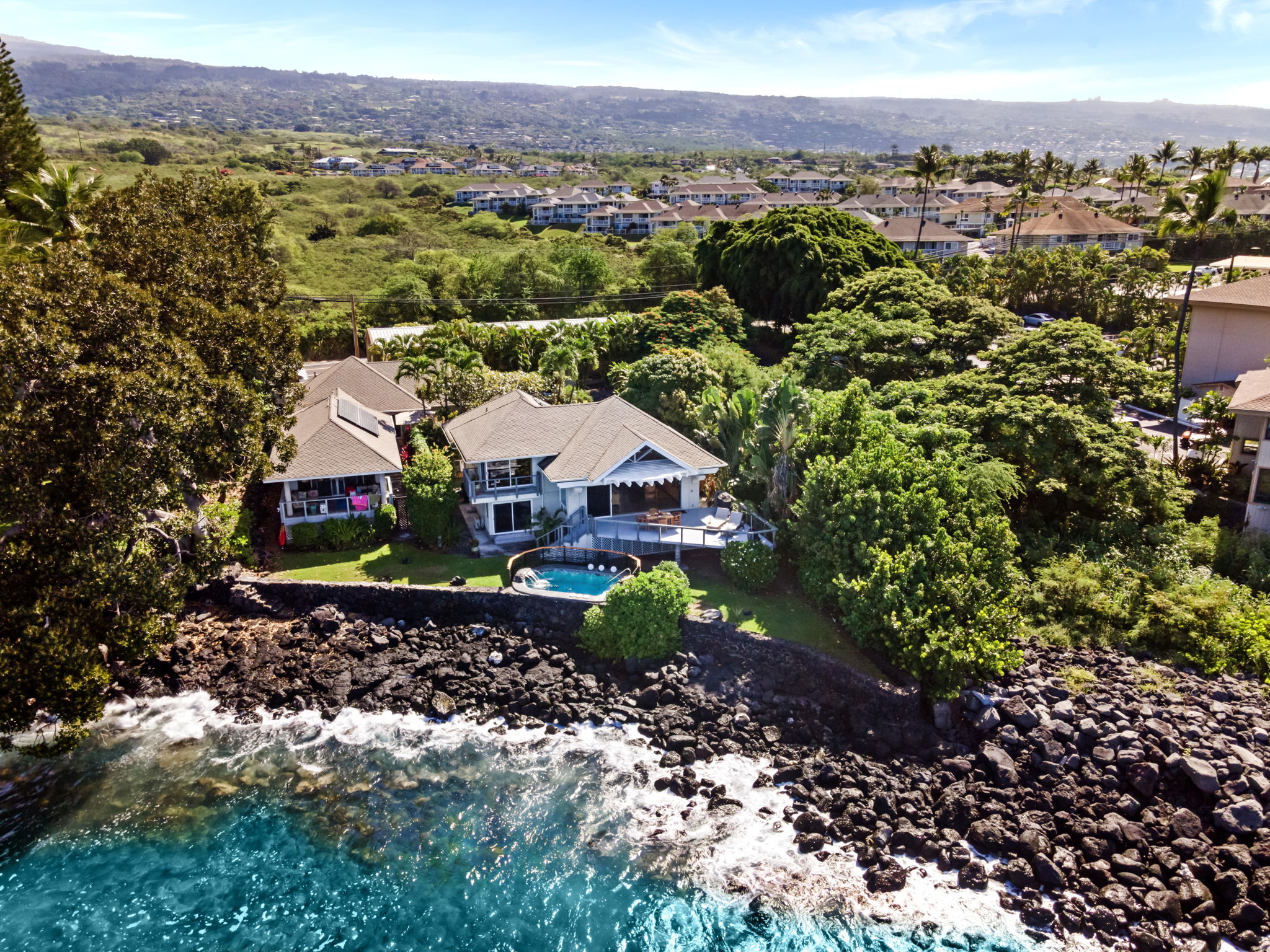 75-5990 Alii Drive, Kailua-Kona, HI 96740