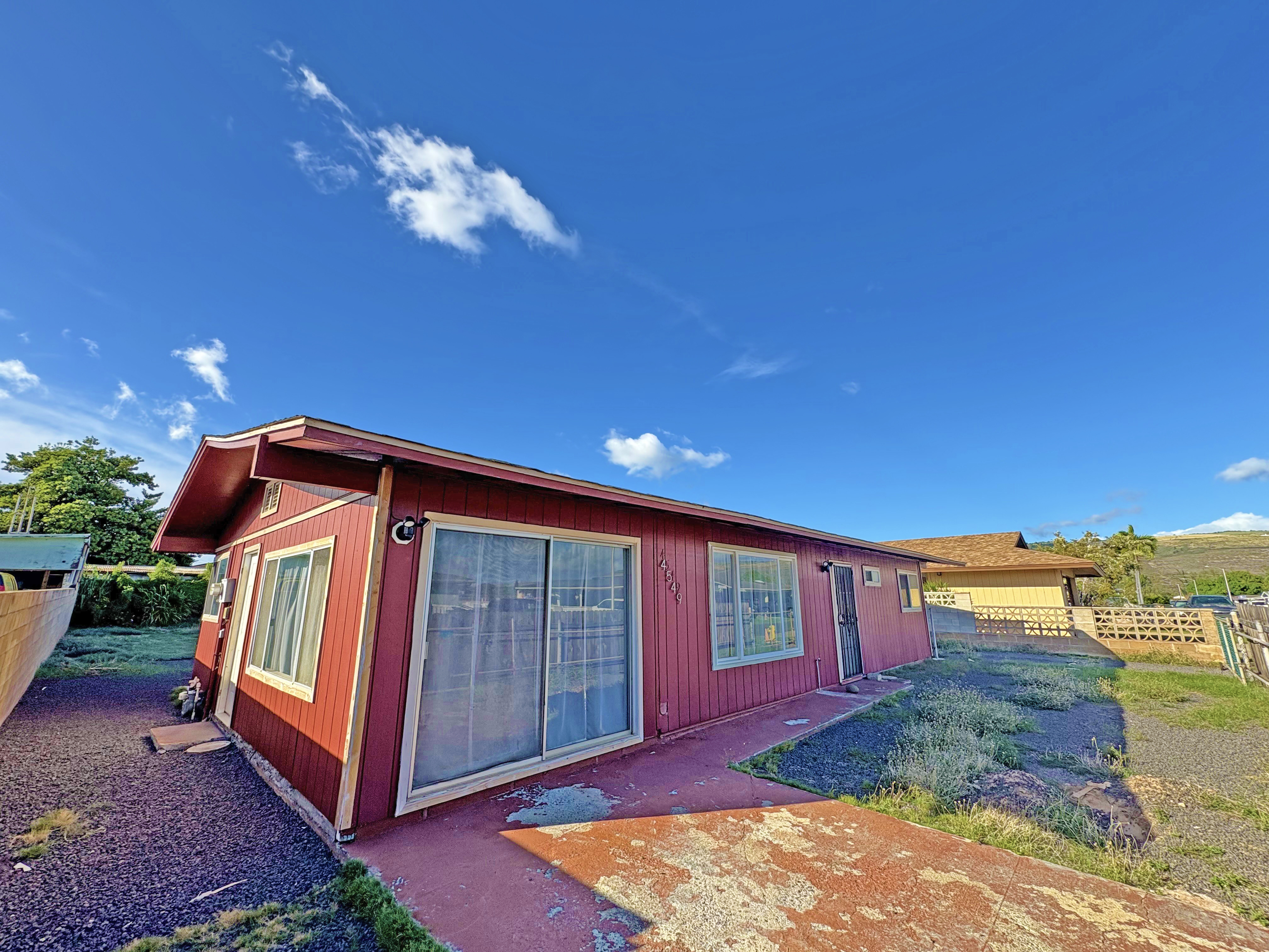 4549 Nanamua St, Kekaha, HI 96752