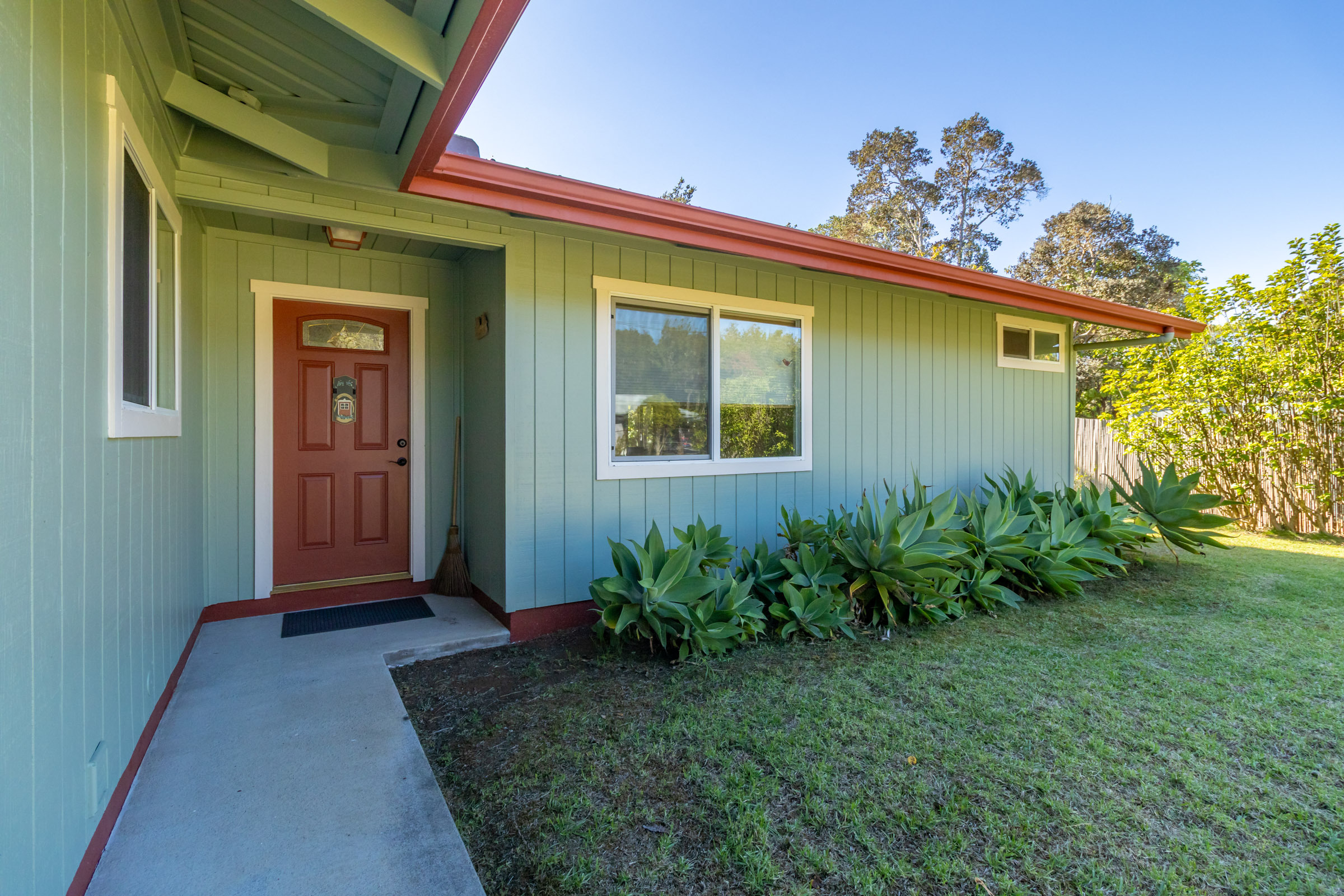 99-7814 Kapoha Pl, Volcano, HI 96785