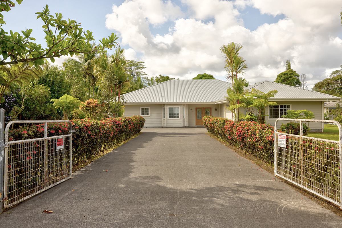 15-2056 26Th Ave, Keaau, HI 96749