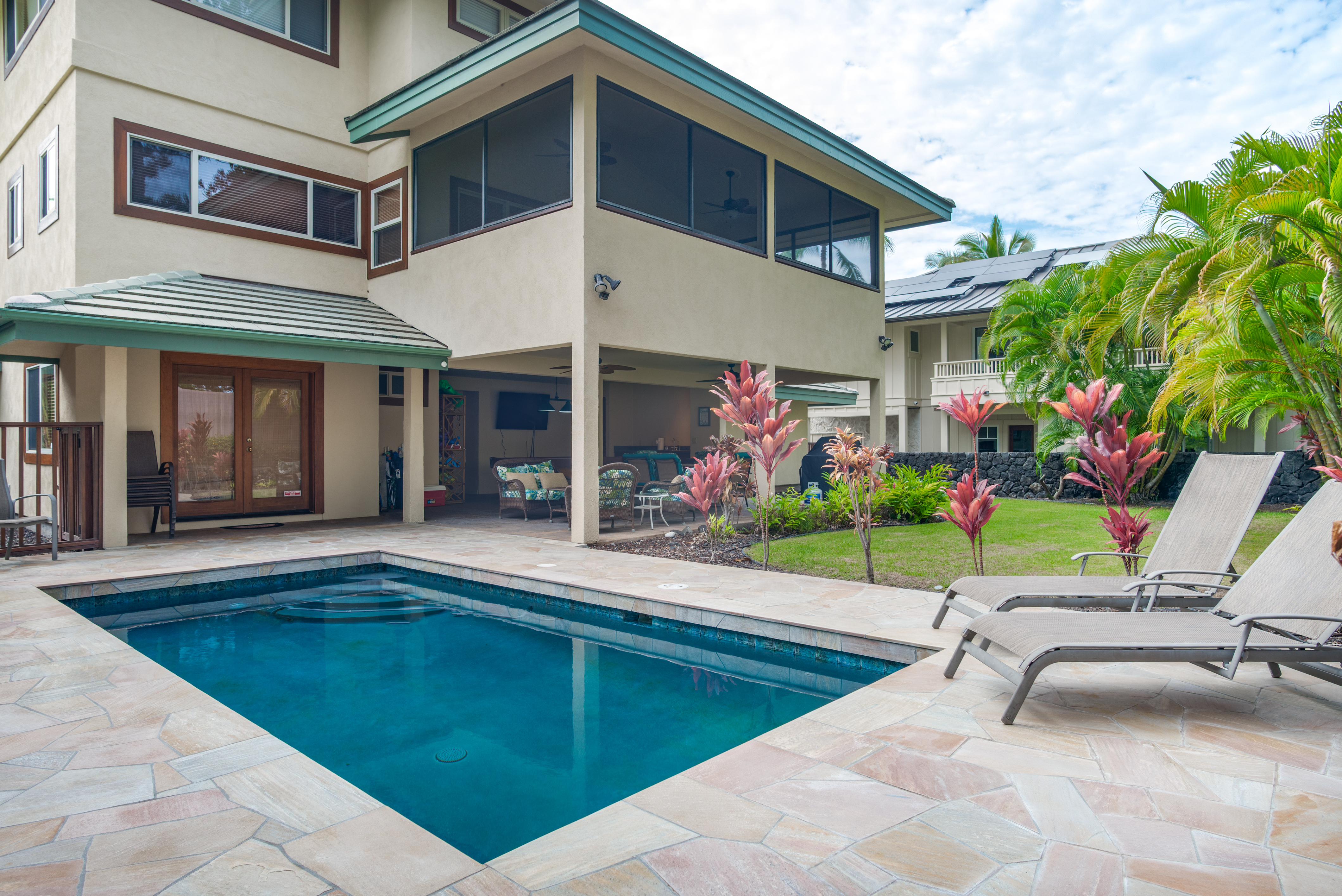 75-5521 Kona Bay Dr, Kailua-Kona, HI 96740