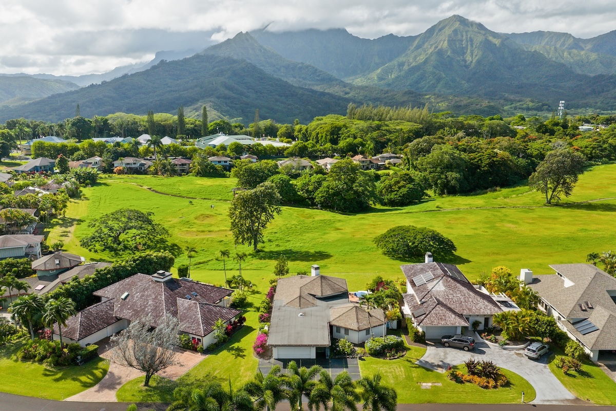 4465 Emmalani Dr, Princeville, HI 96722