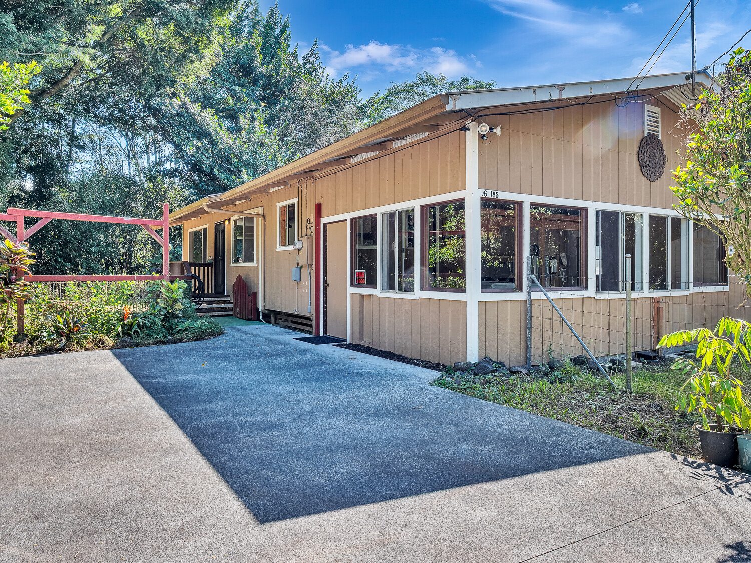16-185 Aulii St, Keaau, HI 96749