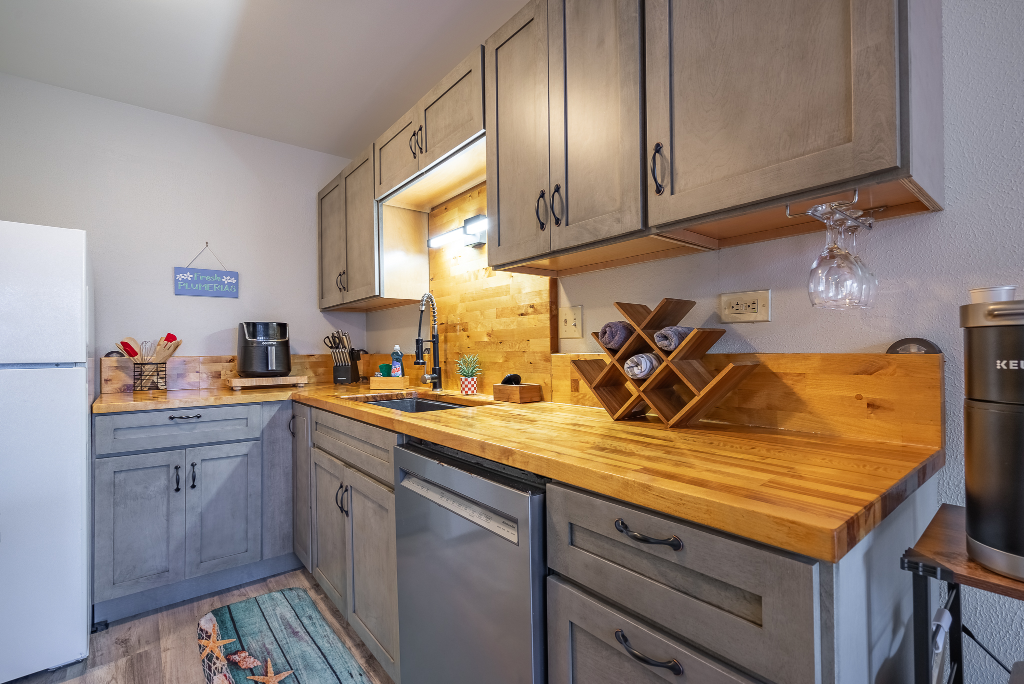 33 Hualalai  St, 304, Hilo, HI 96720