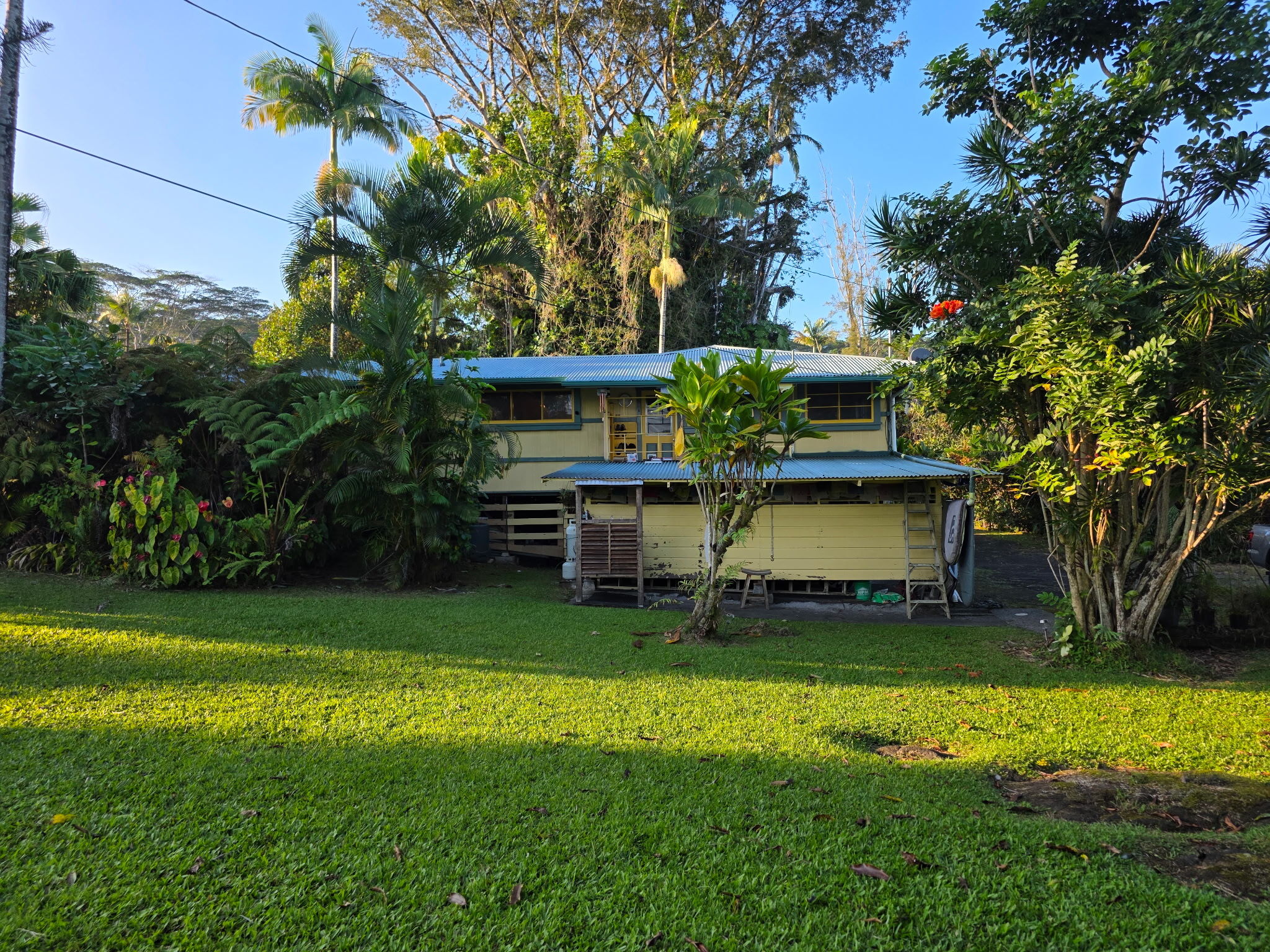 1687 Wailuku Dr, Hilo, HI 96720
