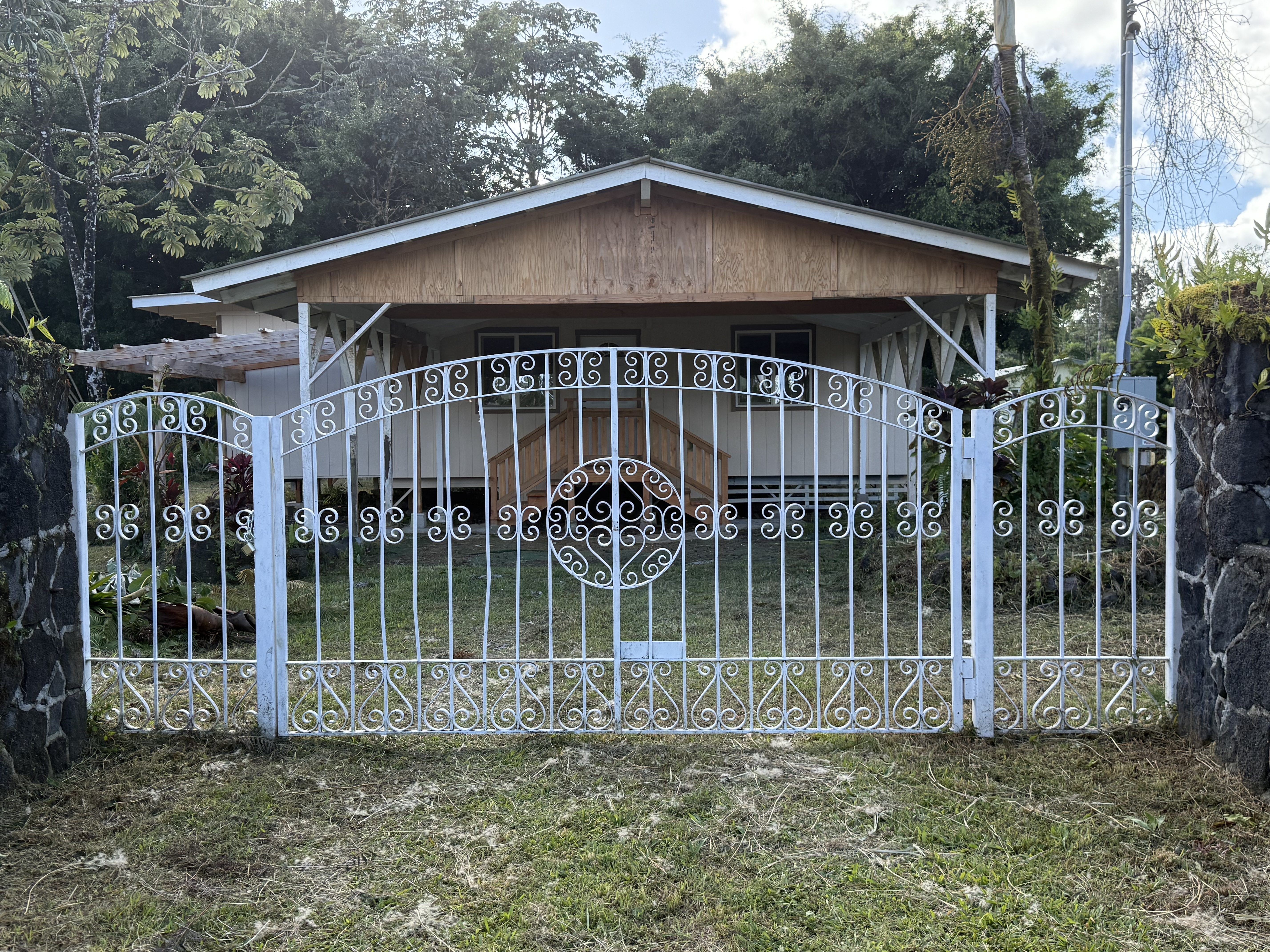 16-2100 Tradewind Dr, Pahoa, HI 96778