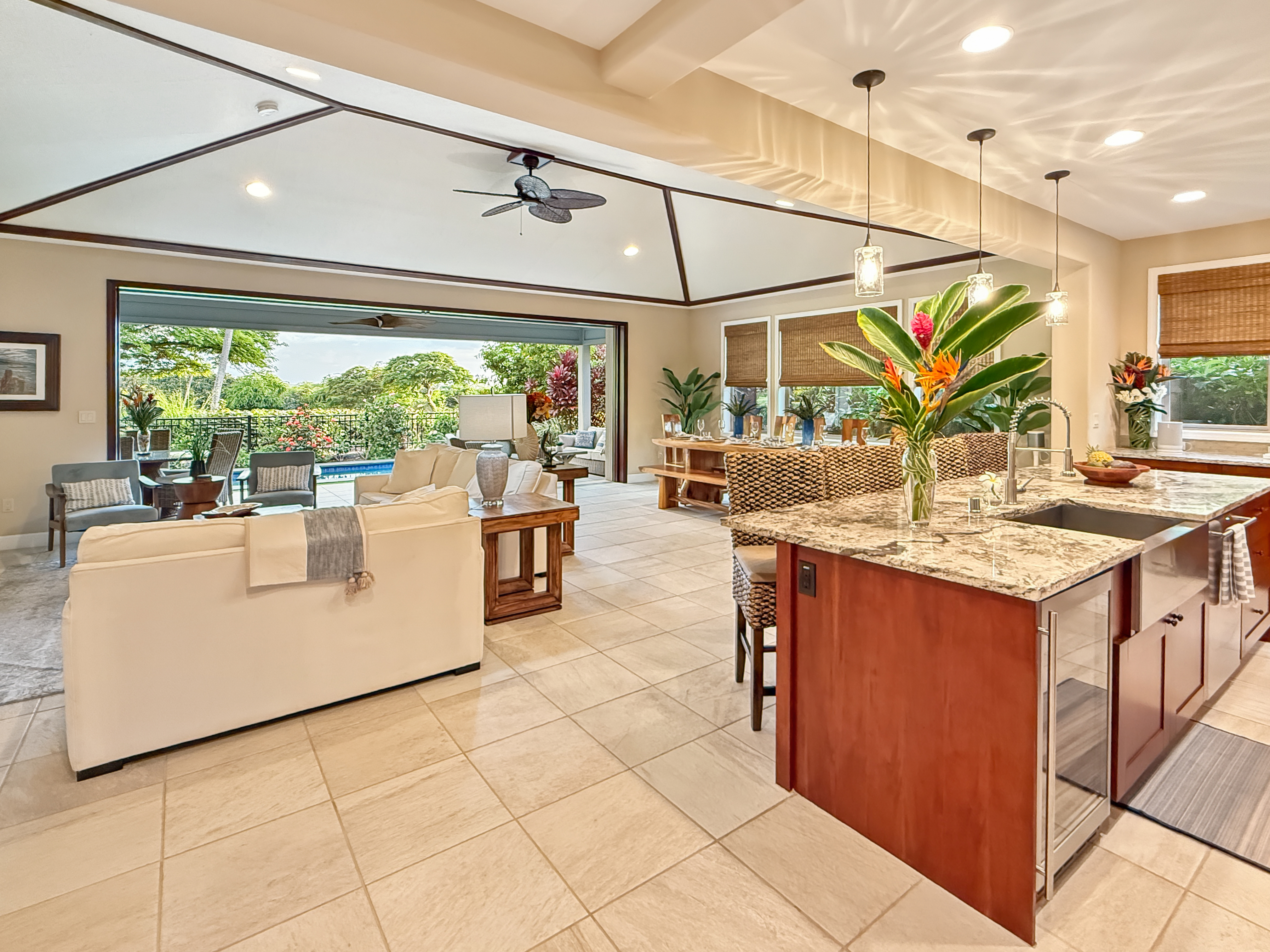 78-110 Holuakai St, Kailua-Kona, HI 96740