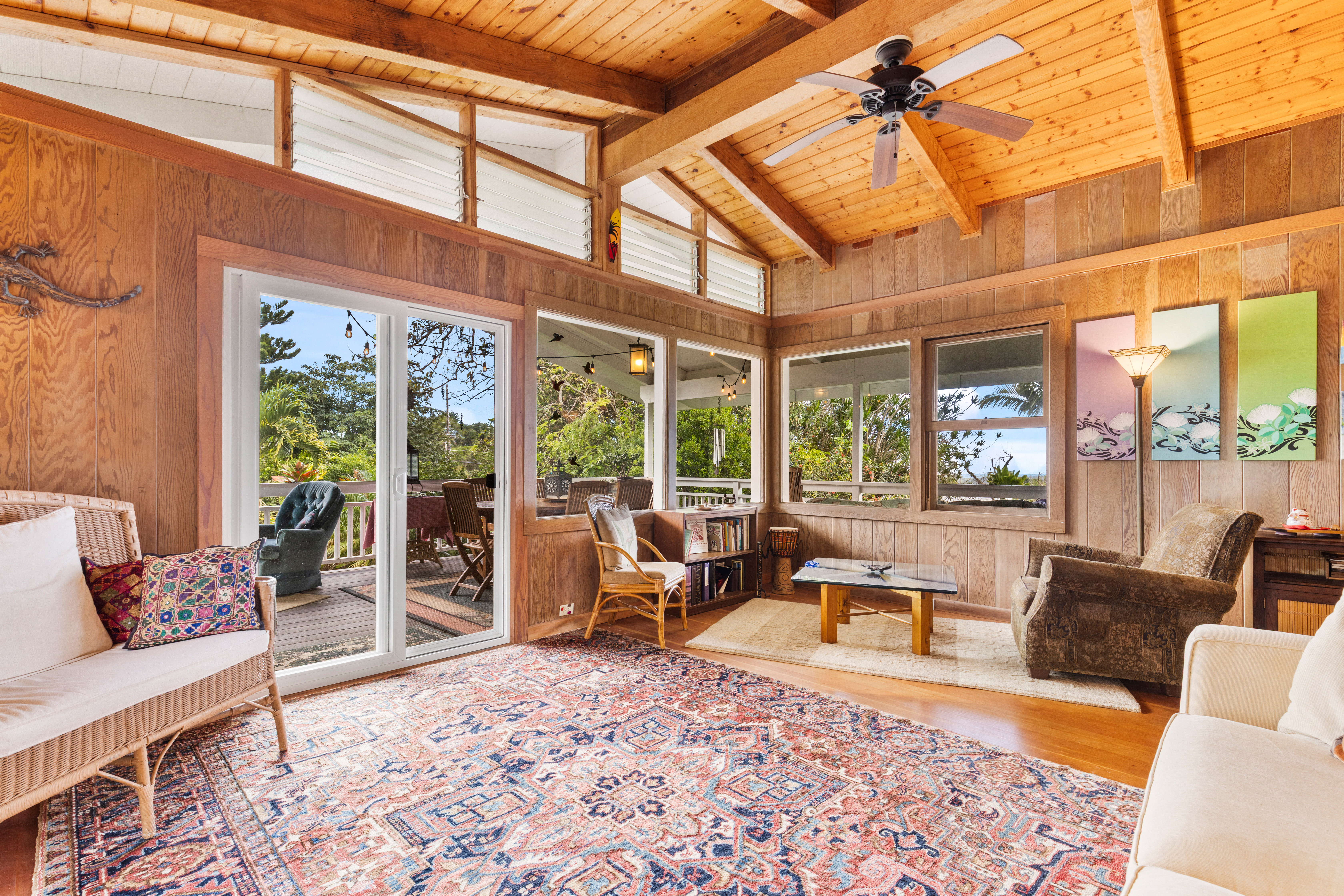 595 Kawailani St, Hilo, HI 96720