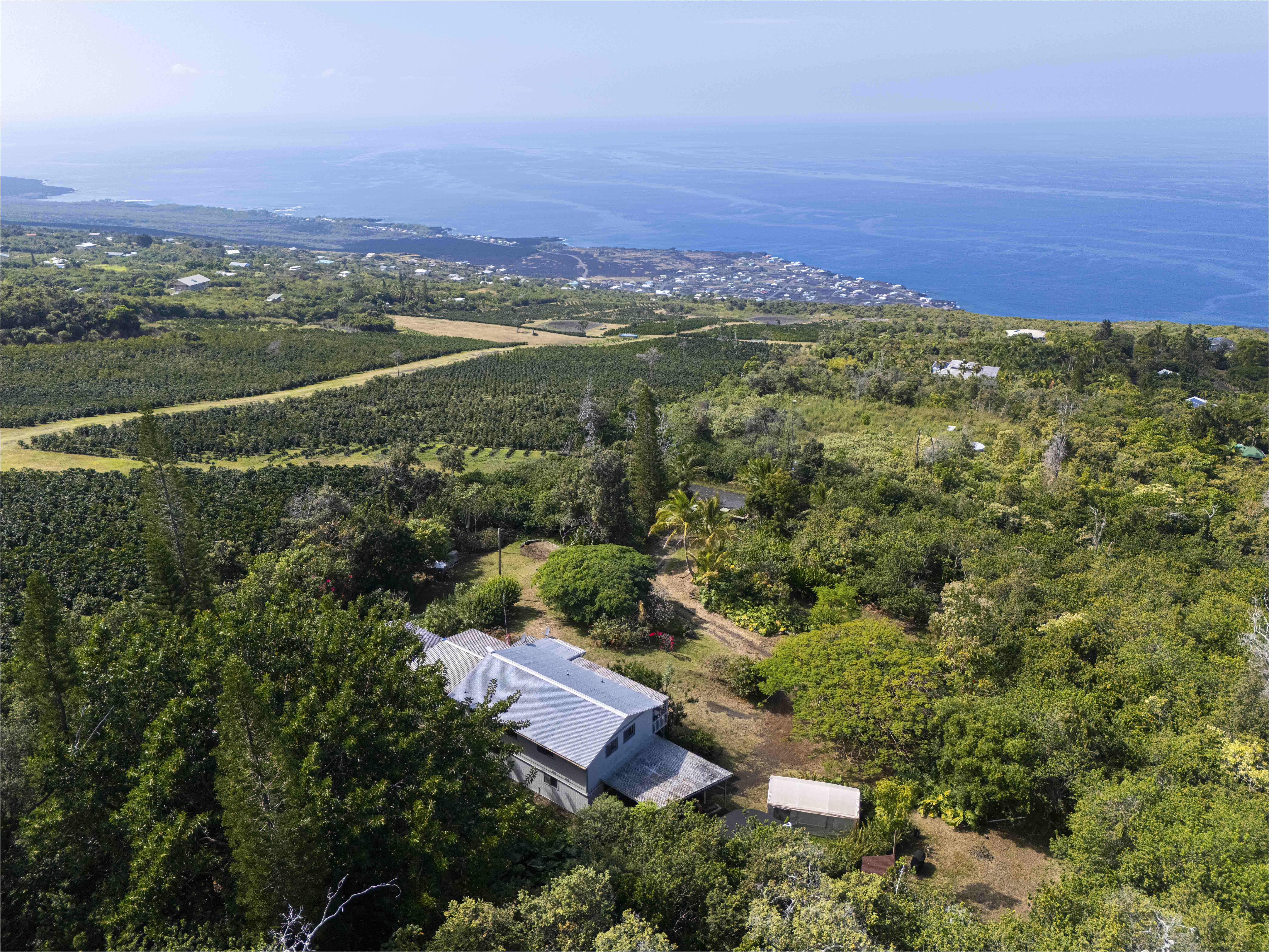 88-1584 Papio Dr, Captain Cook, HI 96704