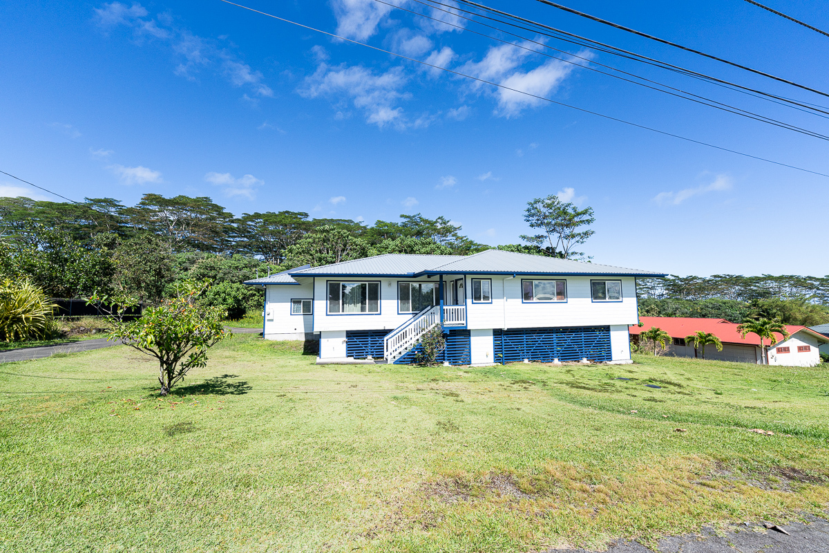 17-227 Ipuaiwaha St, Keaau, HI 96749