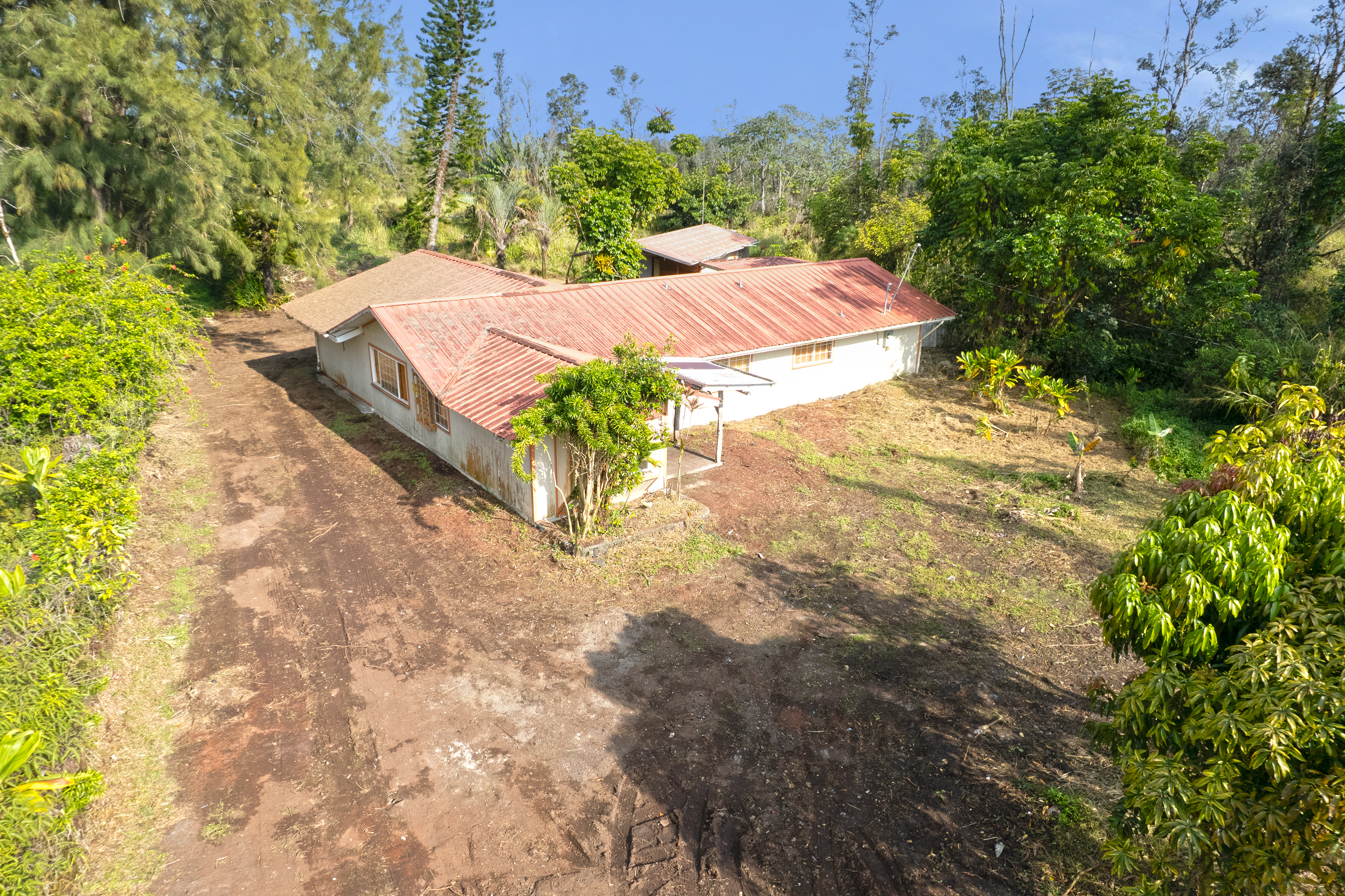 16-2087 Moho Rd, Mountain View, HI 96760