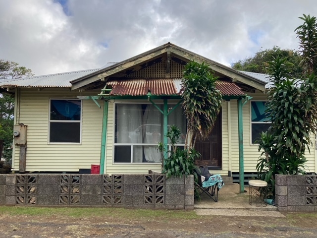 95-5573 Kilika St, Naalehu, HI 96772