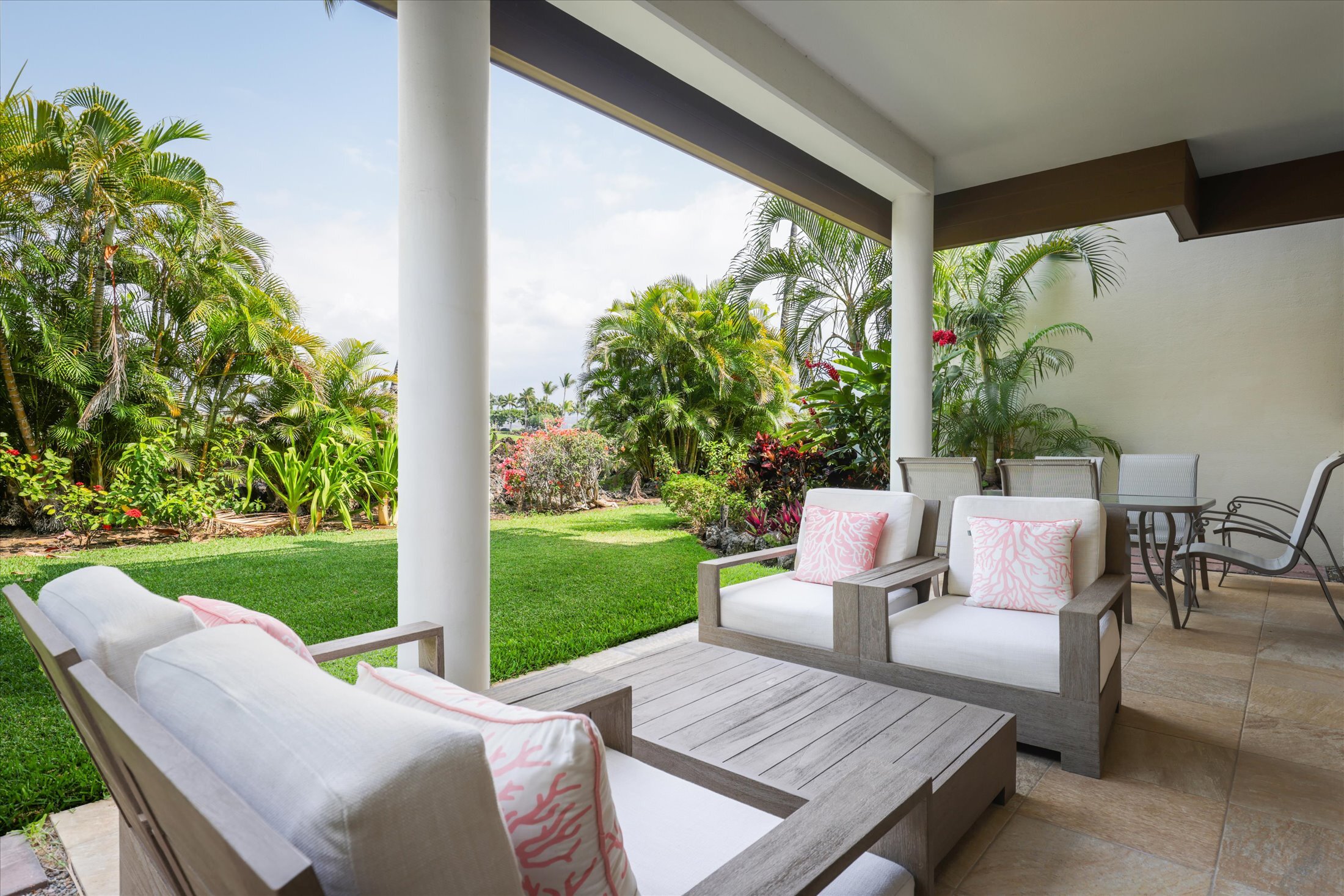 68-1050 Mauna Lani Point, J107, Kamuela, HI 96743