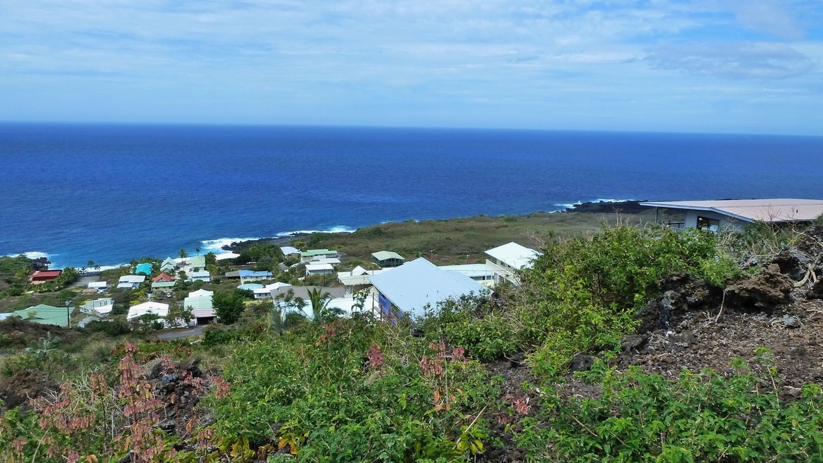 87-3179 Honu Hiamoe Rd, Captain Cook, HI 96704