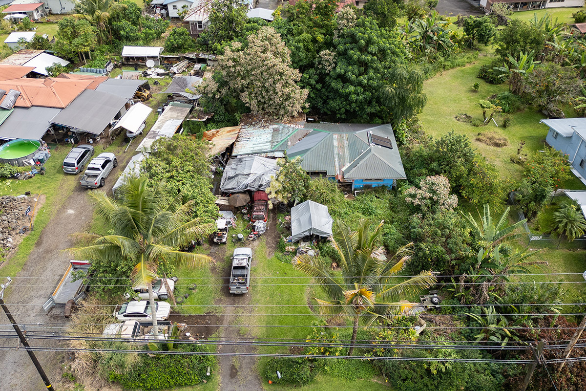16-393 Old Volcano Rd, Keaau, HI 96749