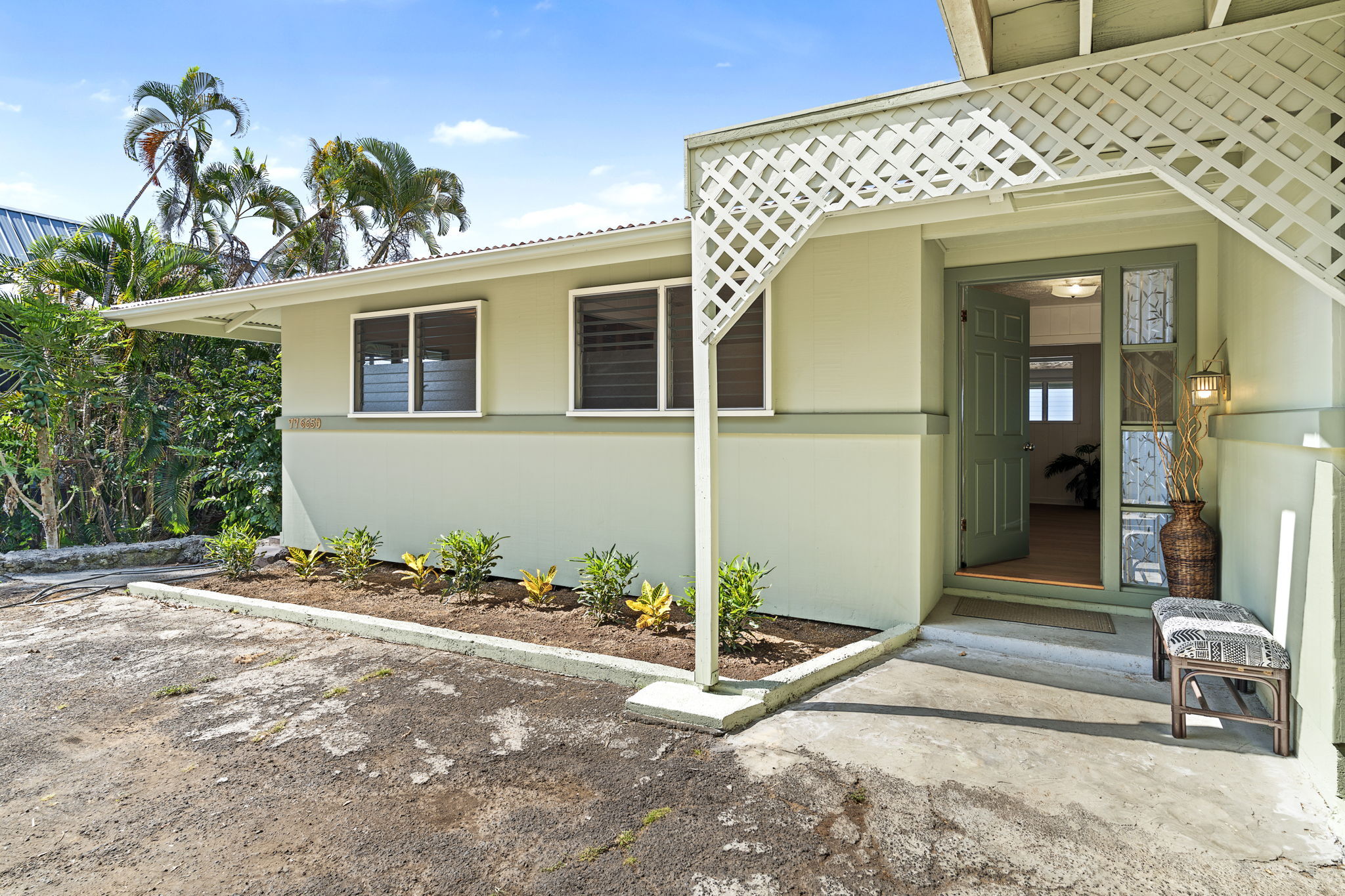 77-6650 Walua Rd, Kailua-Kona, HI 96740