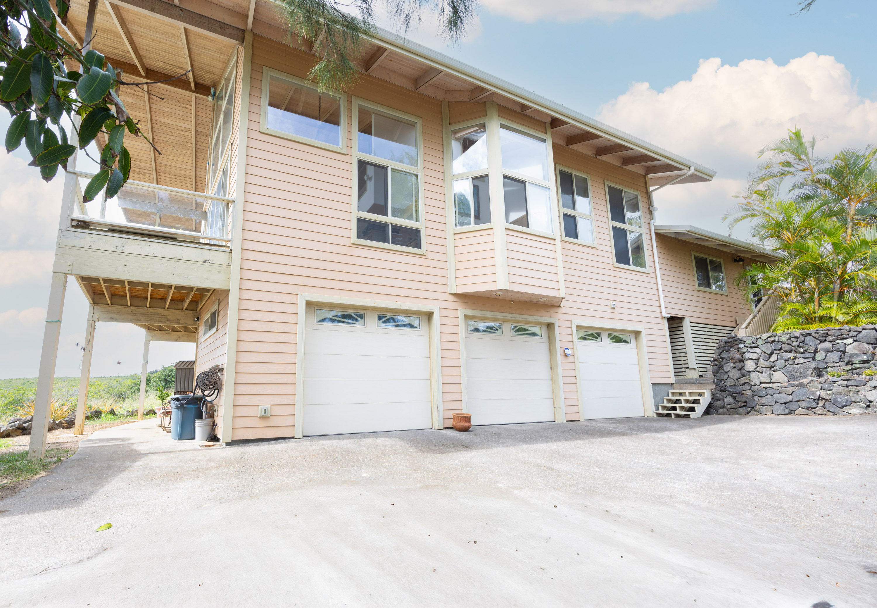 94-6375 Mauka St, Naalehu, HI 96772