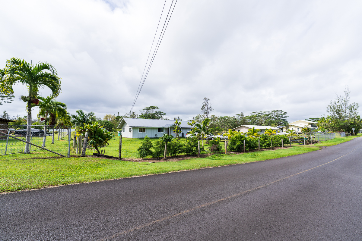 15-1682 27Th Ave, Keaau, HI 96749