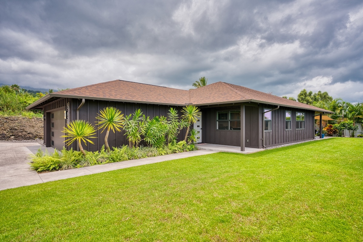 73-958 Kukuinui Place, Kailua-Kona, HI 96740