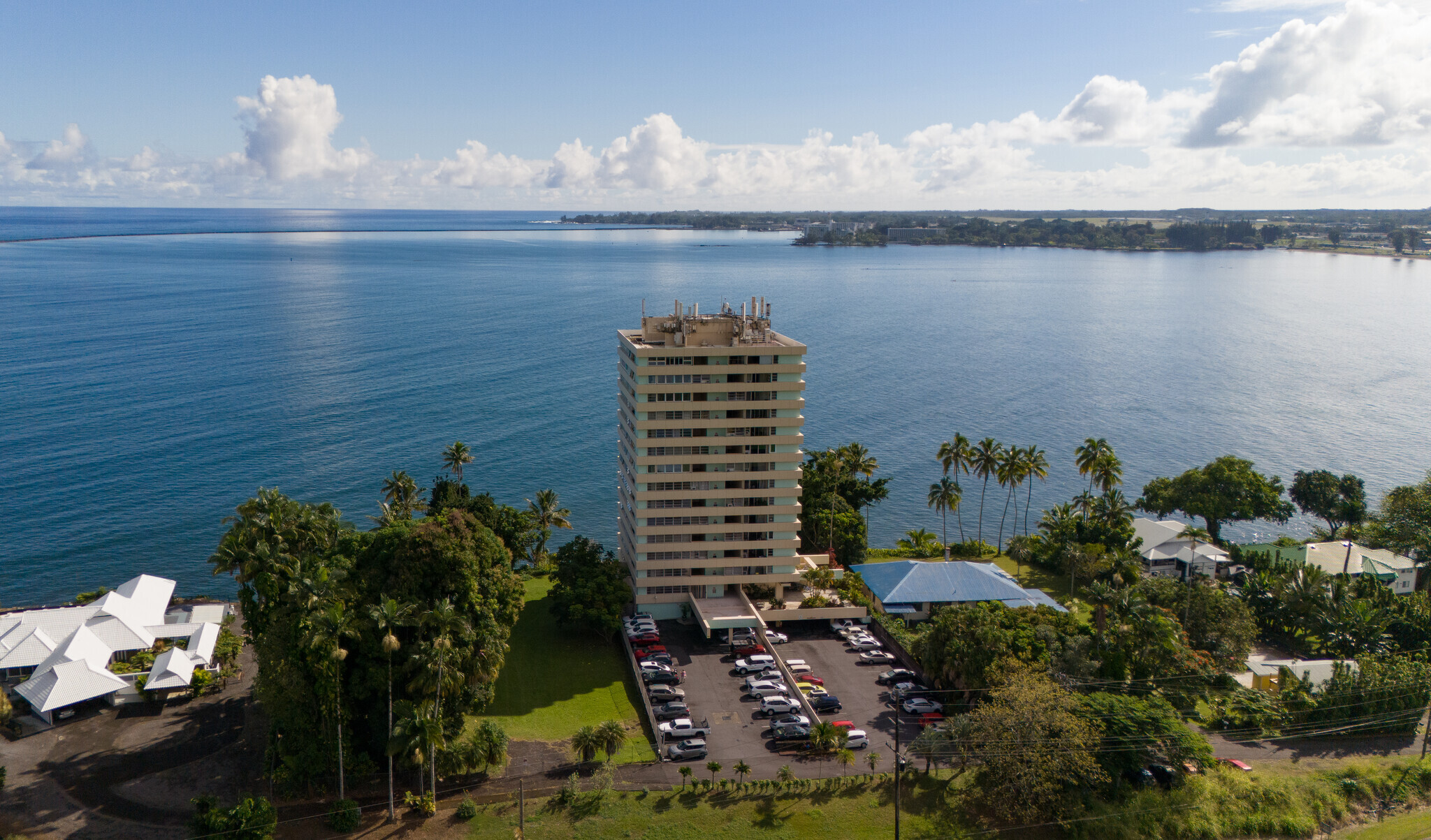 84 Bayshore Towers, 303, Hilo, HI 96720