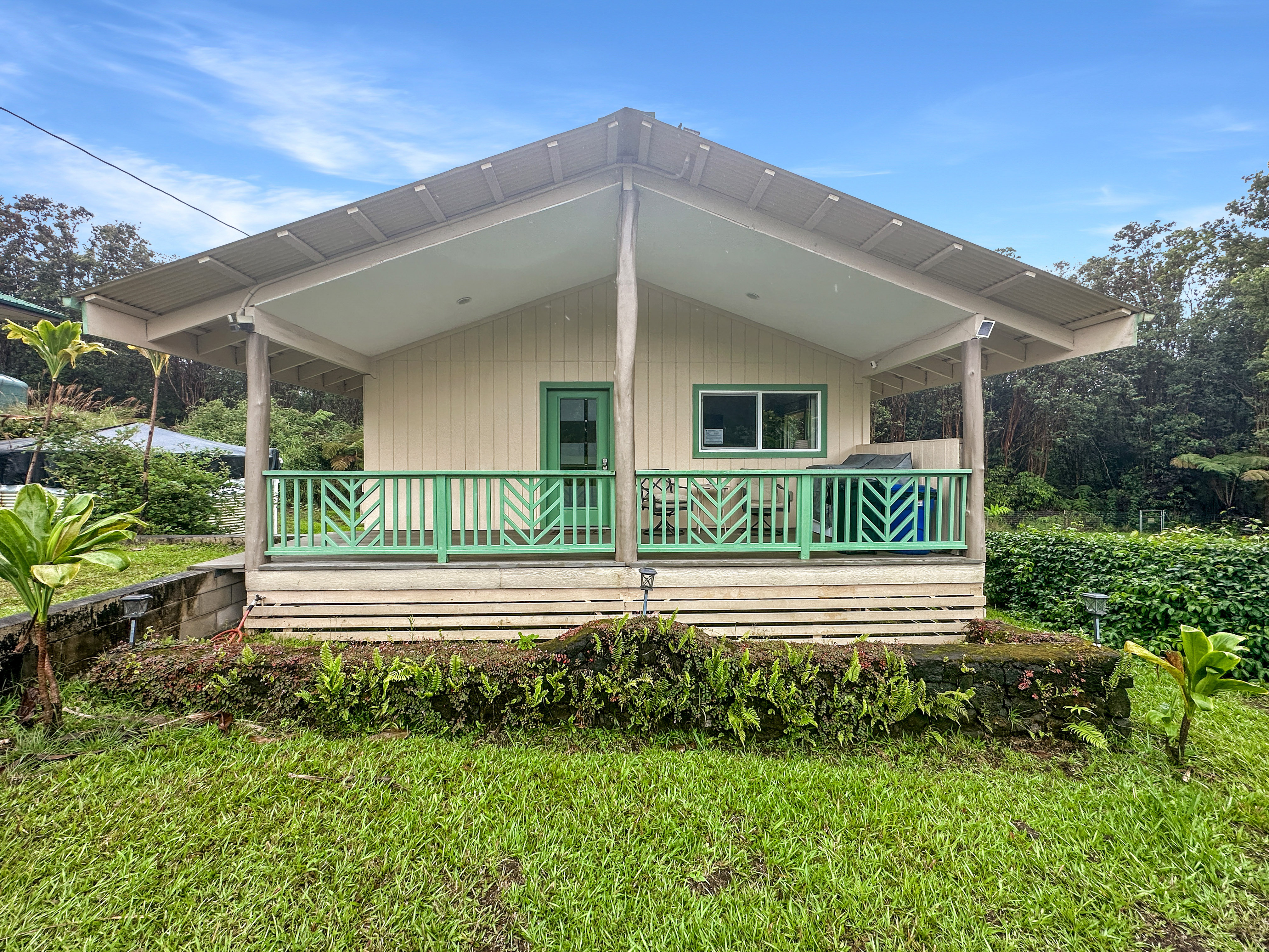 18-2045 Leialoha St, Volcano, HI 96785