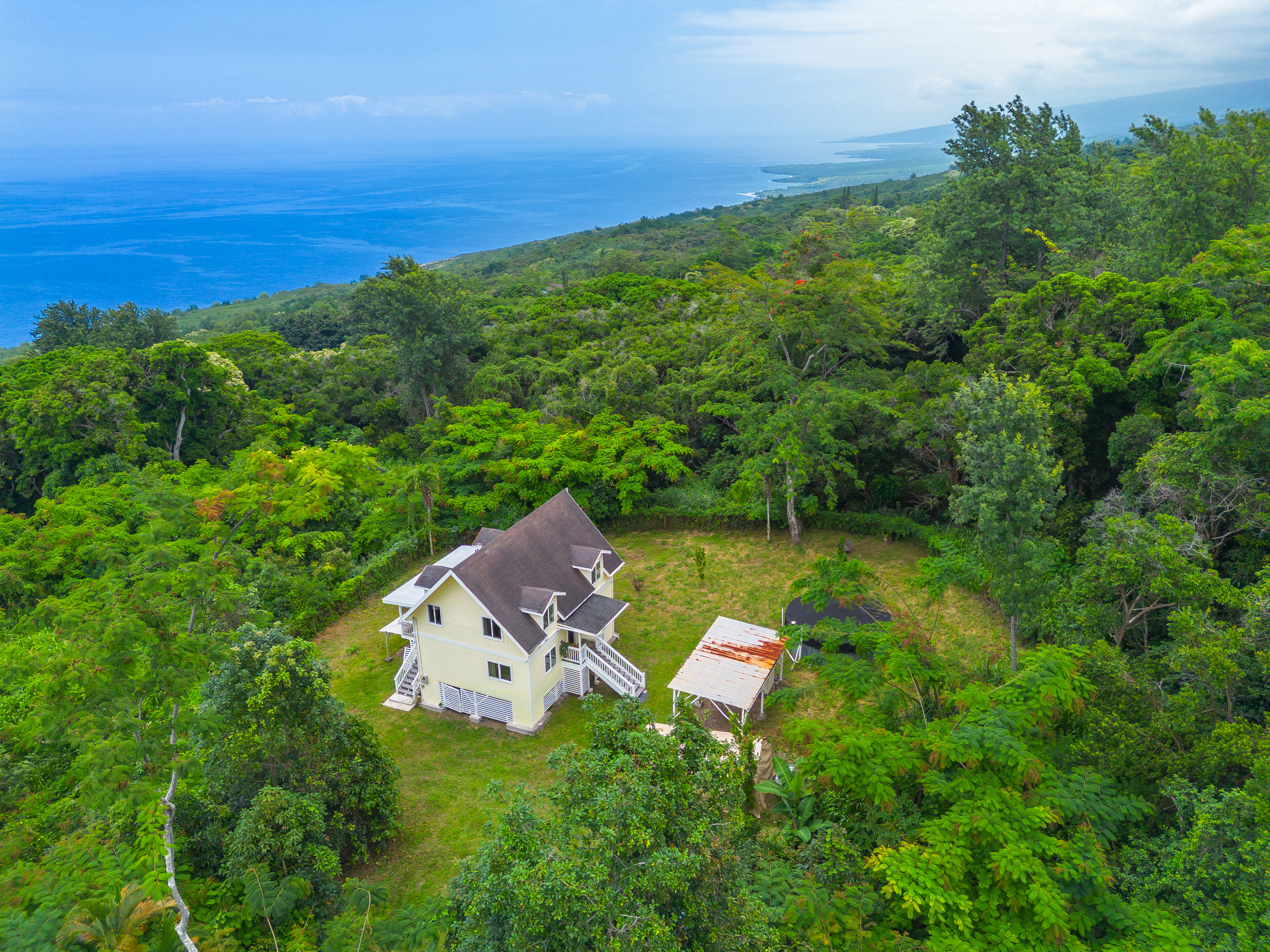 87-3476 Mamalahoa Highway, Captain Cook, HI 96704