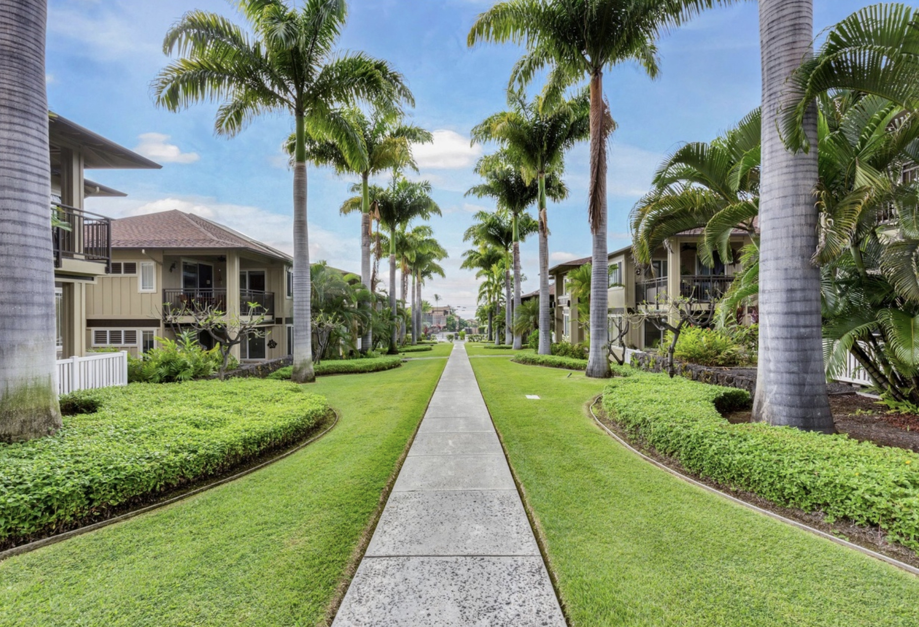 75-6025 Alii Dr, B202, Kailua Kona, HI 96740