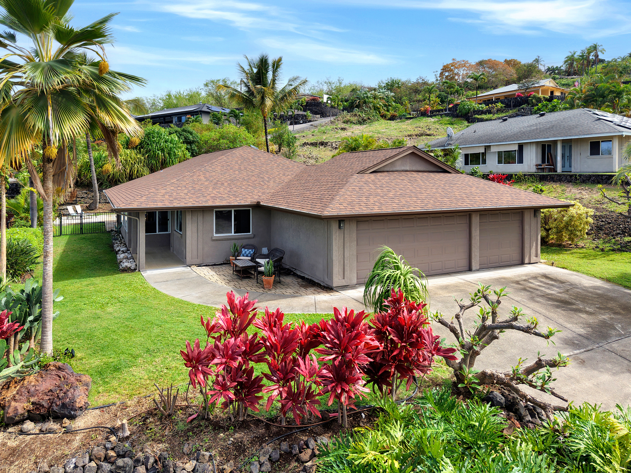 77-281 Hoomohala Rd, Kailua Kona, HI 96740
