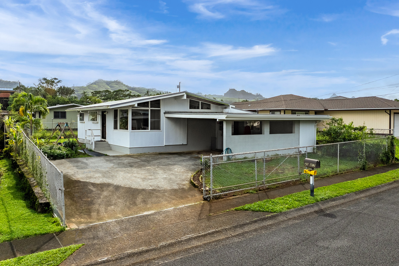 45-417 Kanaka St, Kaneohe, HI 96744