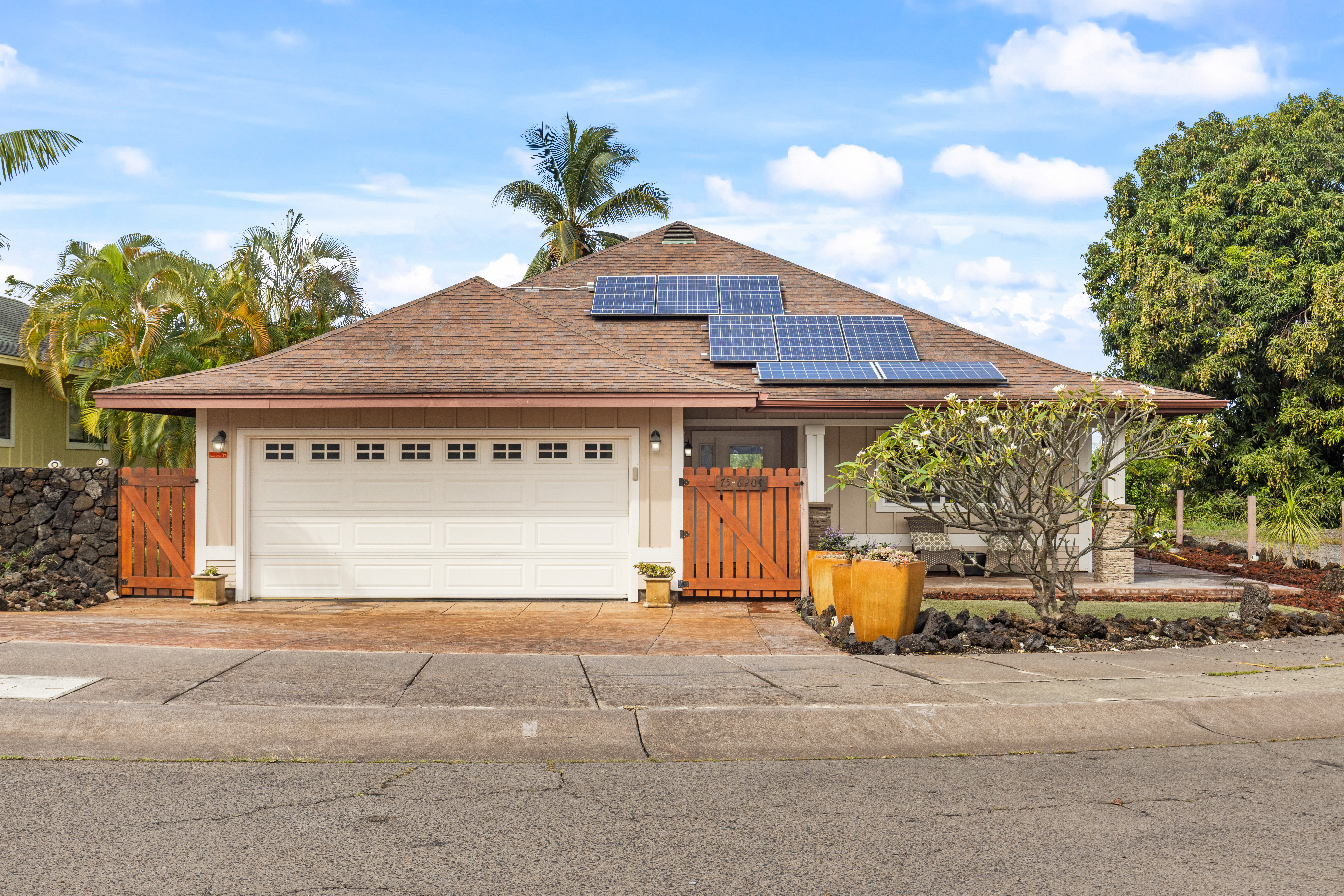 75-6204 Hookuku Moho Pl, Kailua Kona, HI 96740