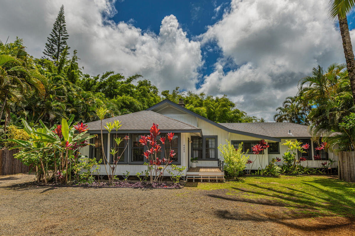 4495 Malulani Pl, Kilauea, HI 96754