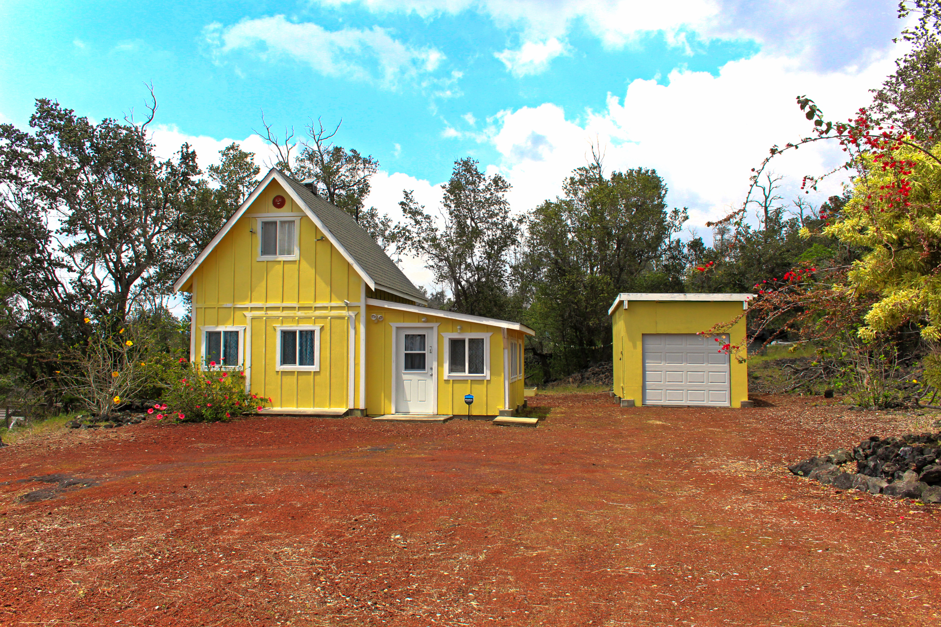 92-1423 Luau Dr, Ocean View, HI 96737