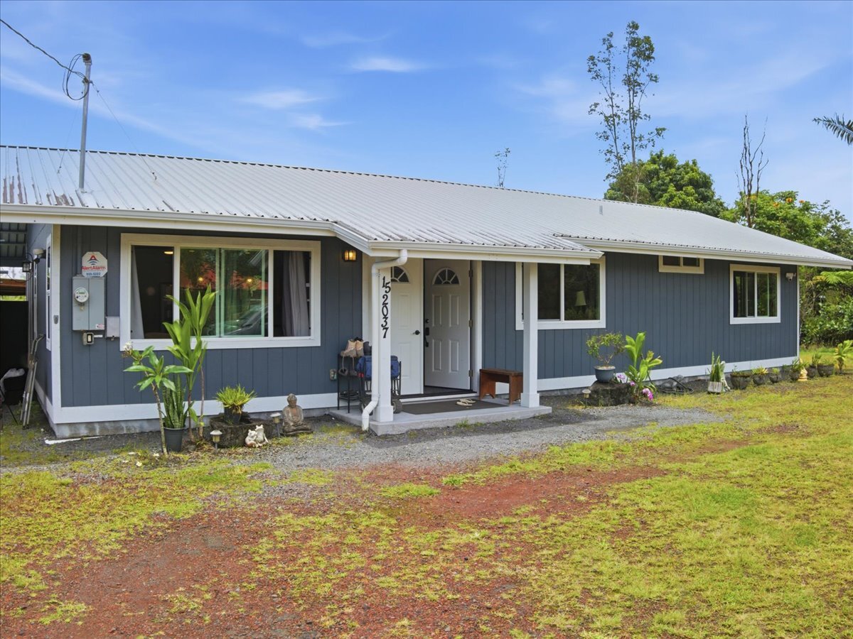 15-2037 31St Ave, Keaau, HI 96749