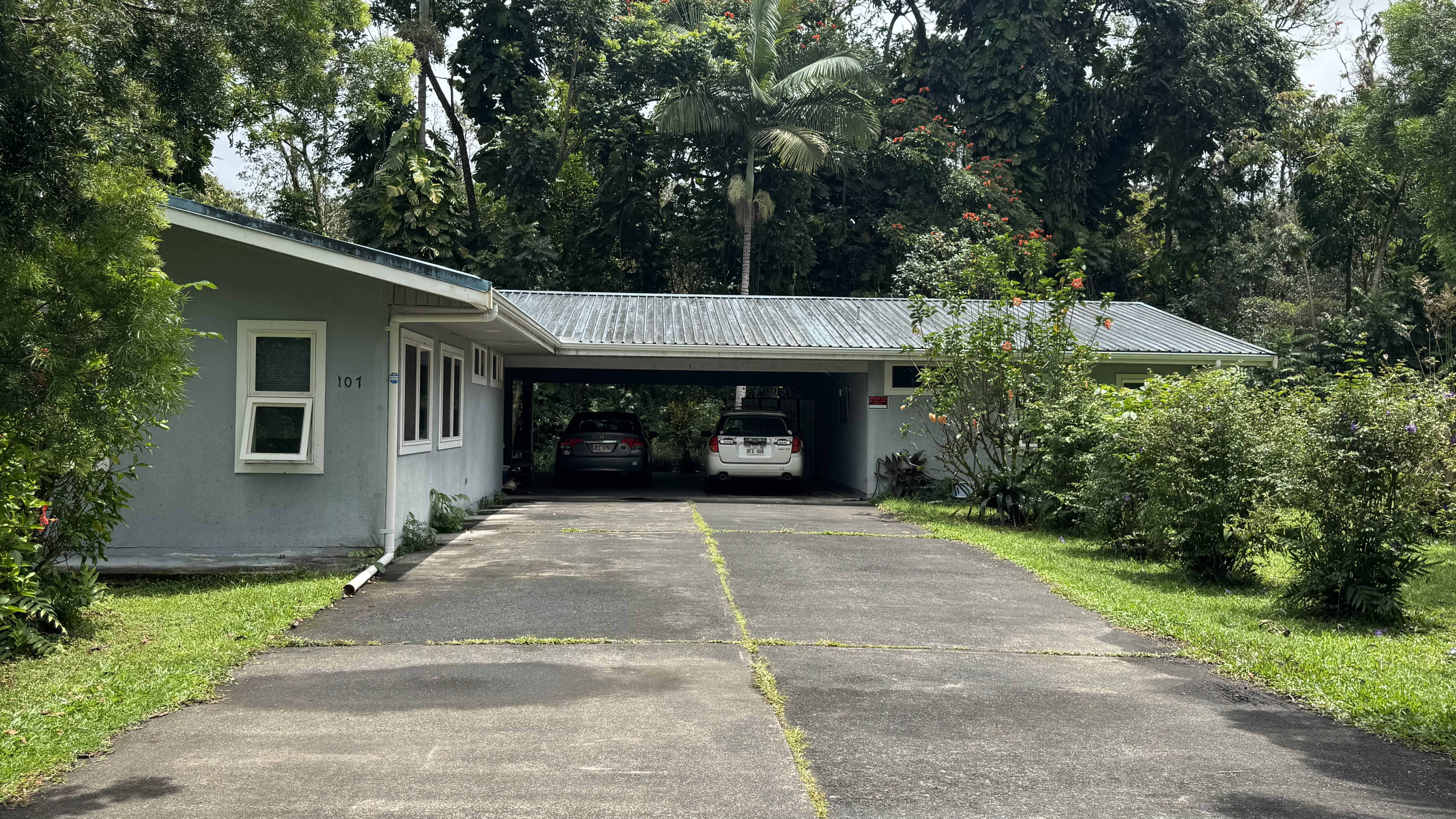 107 Opio Rd, Hilo, HI 96720