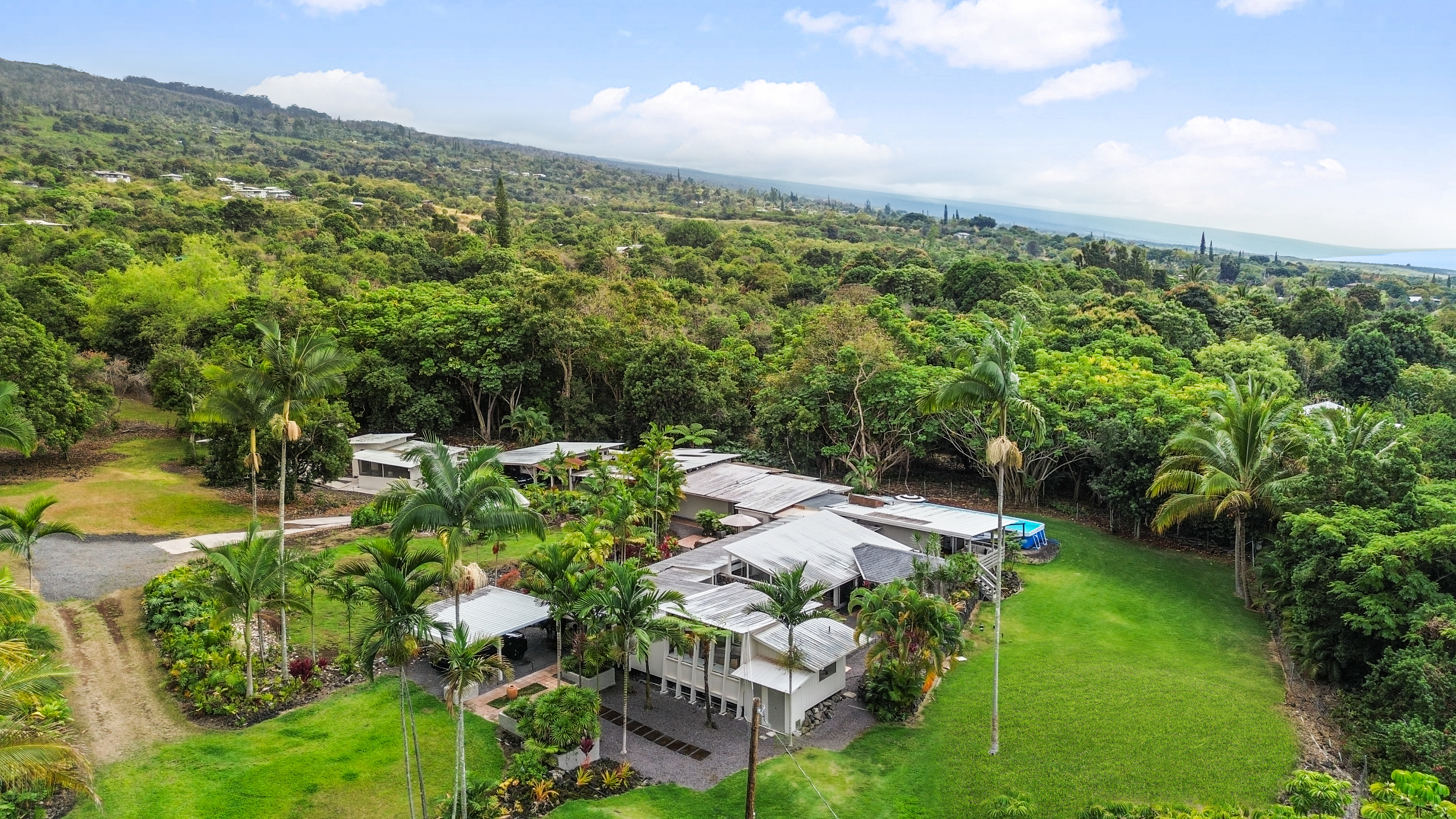 83-5369 Manako Rd, Captain Cook, HI 96704