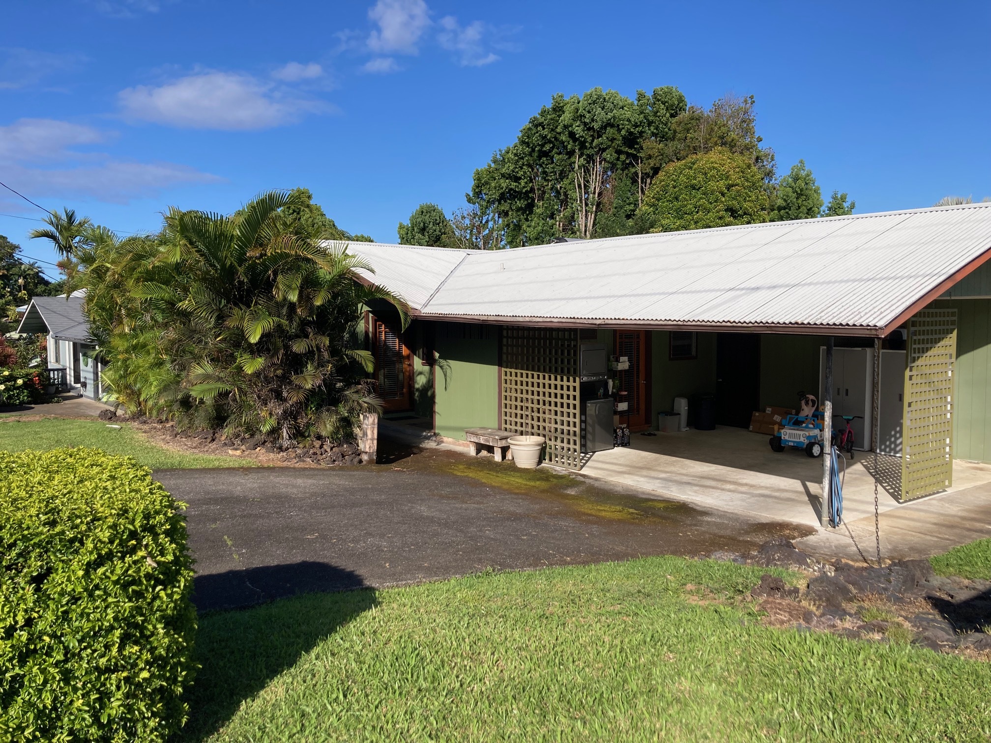 466 Luakaha St, Hilo, HI 96720