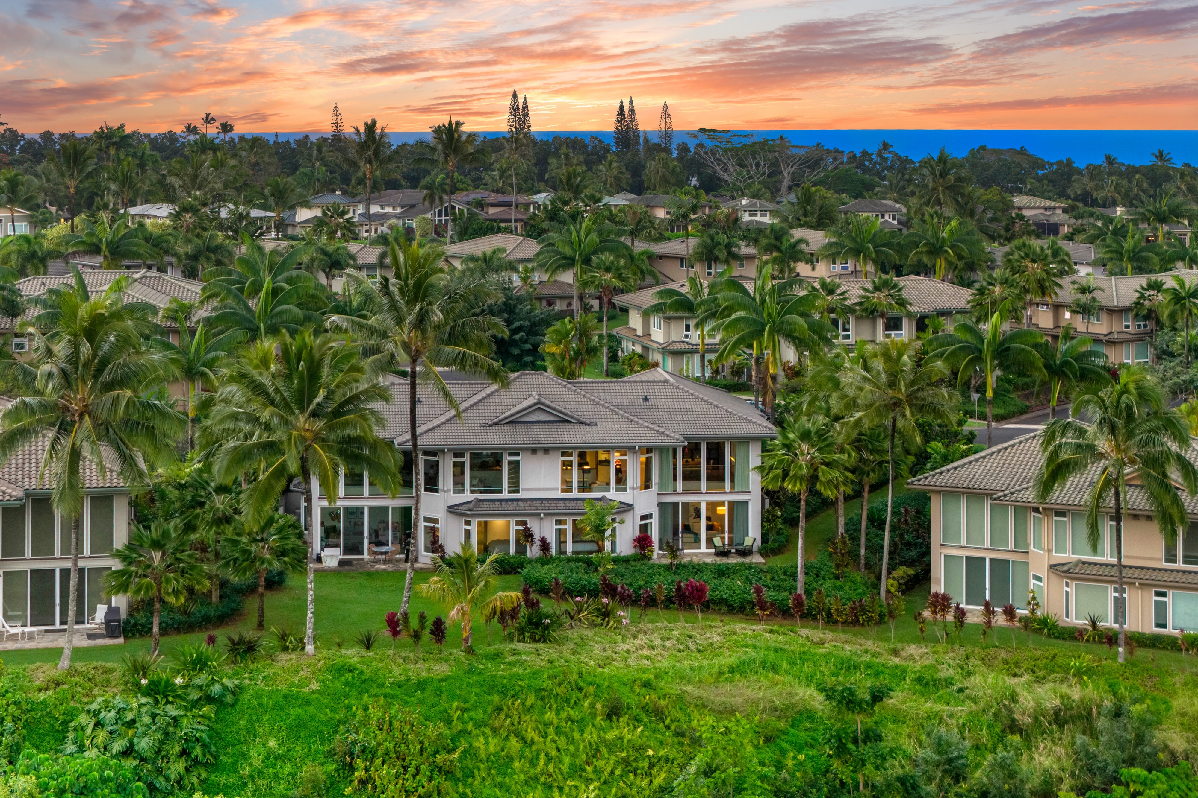 4100 Queen Emma's Dr, 8, Princeville, HI 96722