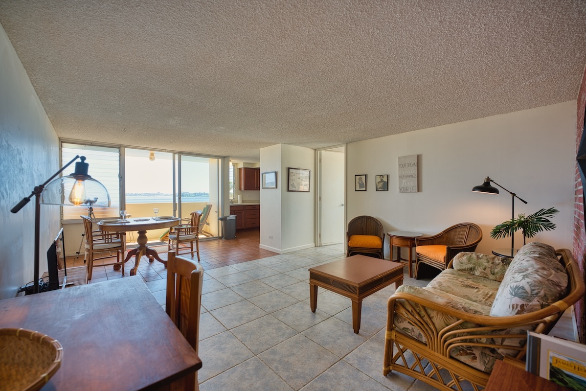 84 Pukihae St, 205, Hilo, HI 96720